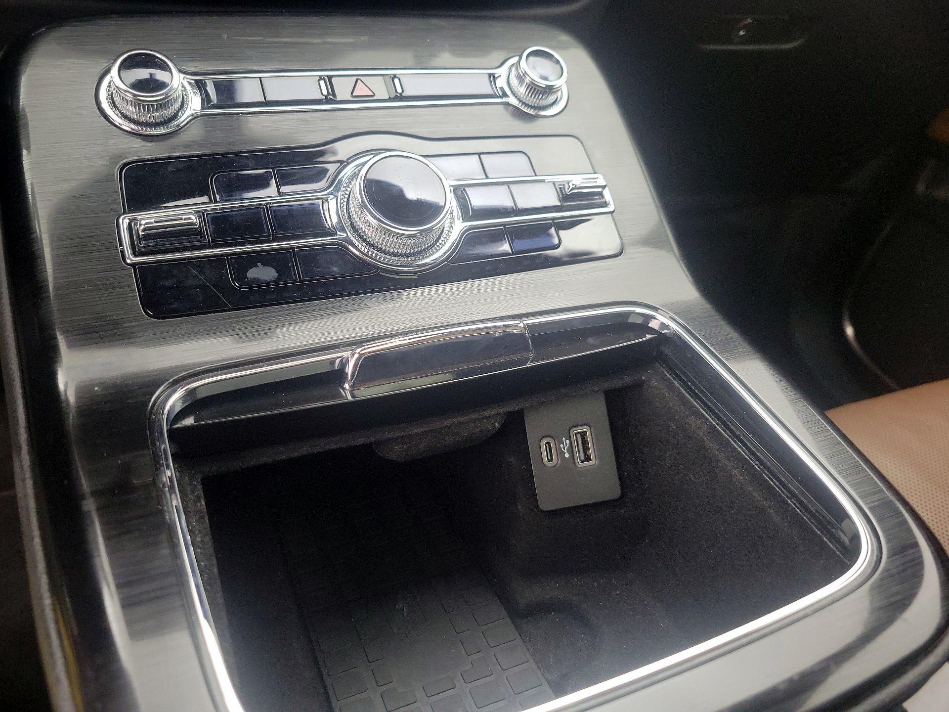 Thumbnail: 2021 Lincoln Nautilus - 19