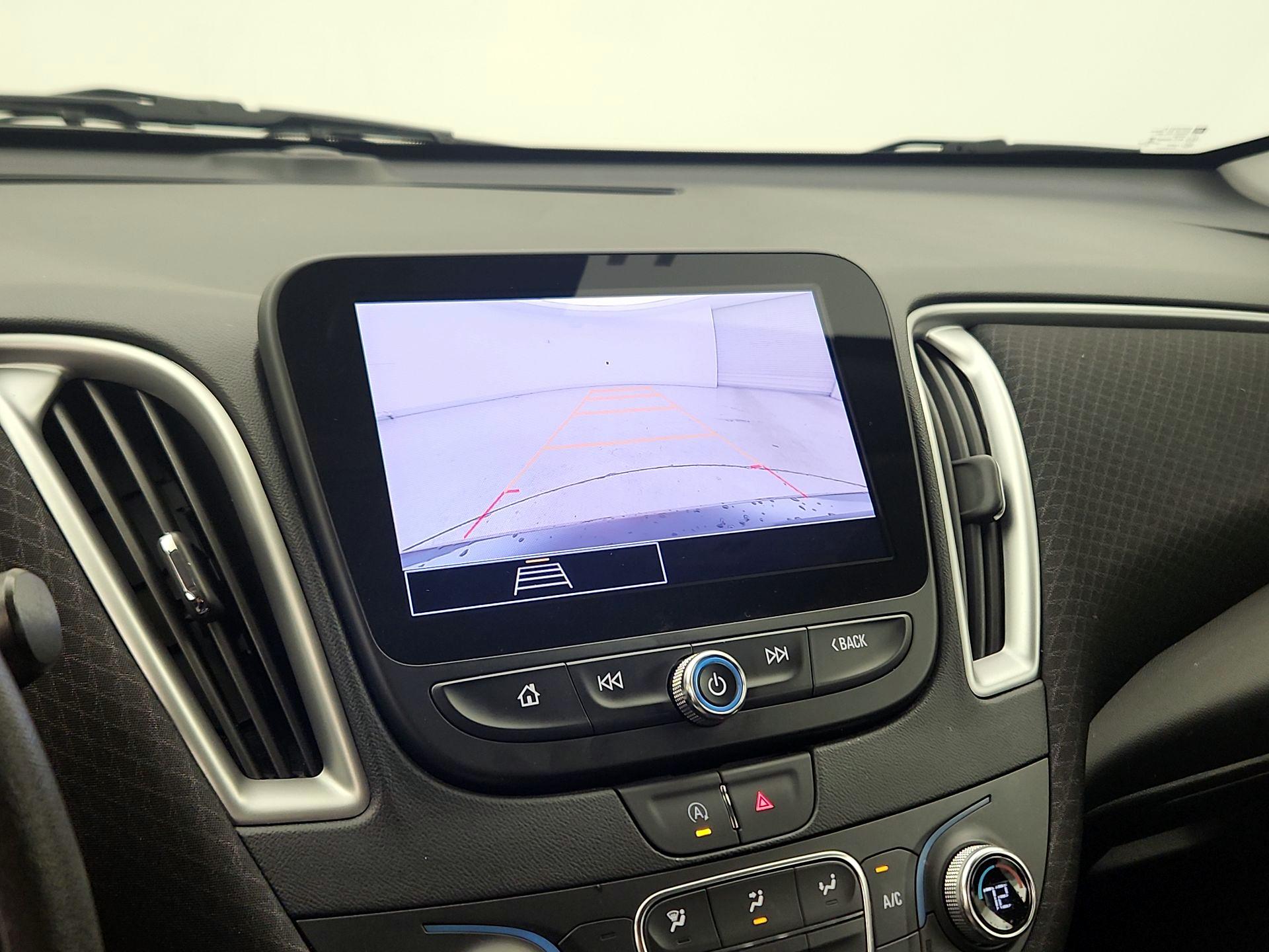 Thumbnail: 2023 Chevrolet Malibu - 14