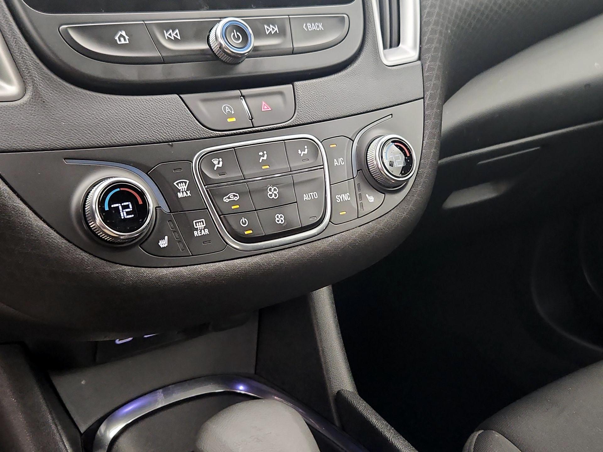 Thumbnail: 2023 Chevrolet Malibu - 16