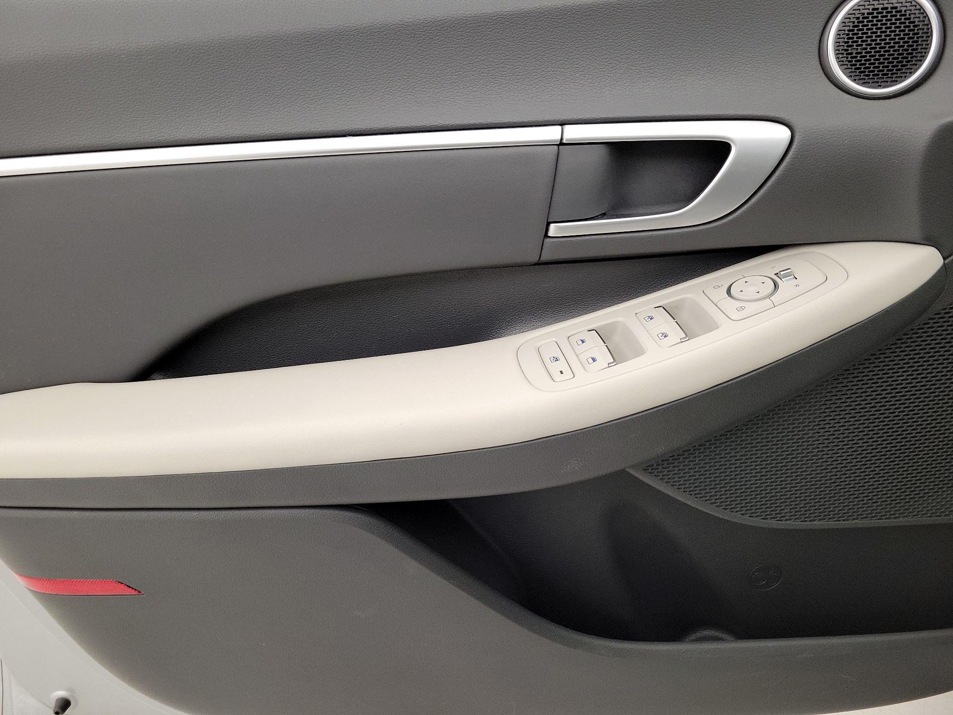 Thumbnail: 2024 Hyundai Sonata - 12