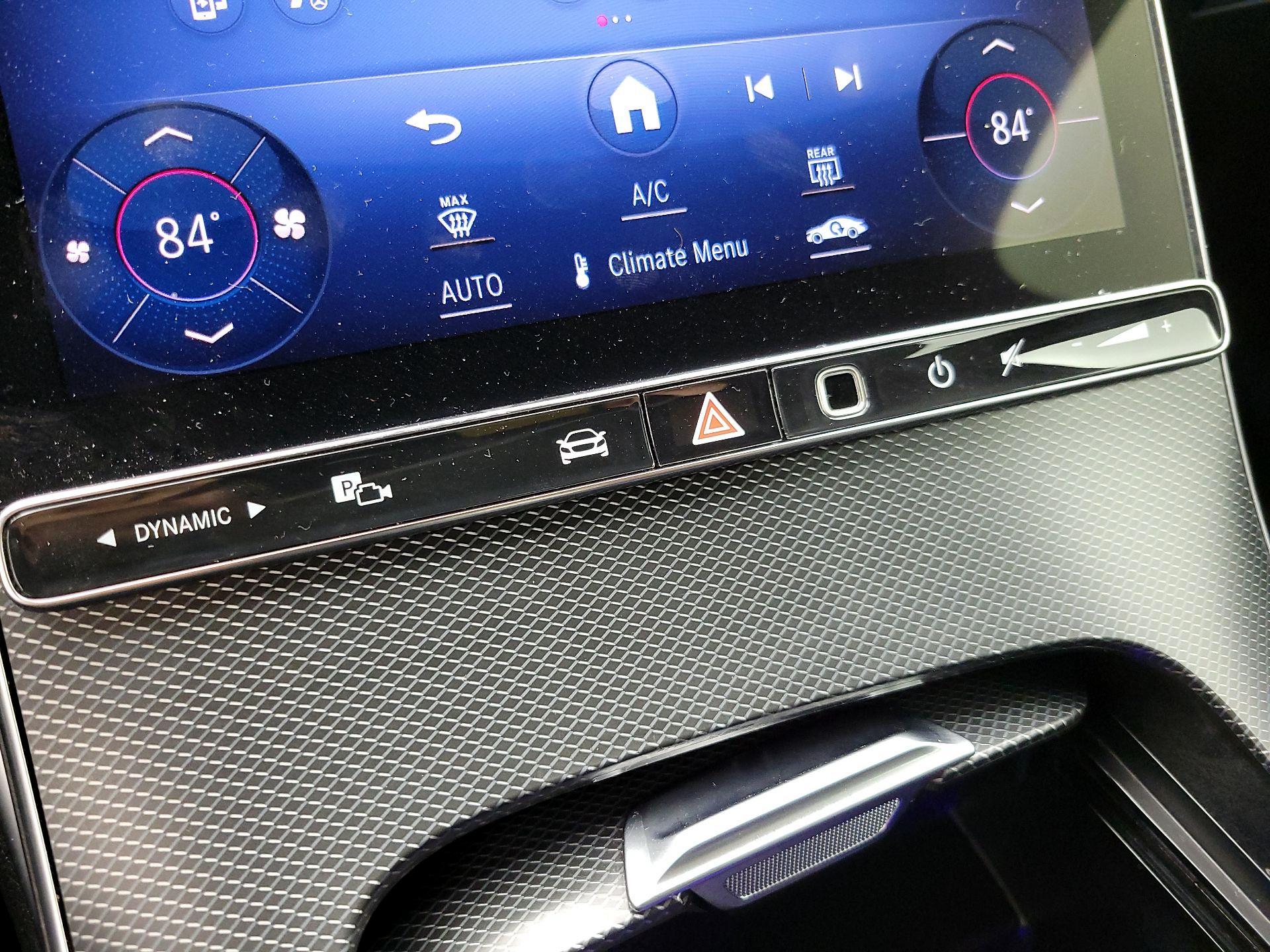 Thumbnail: 2024 Mercedes-Benz C-Class - 16