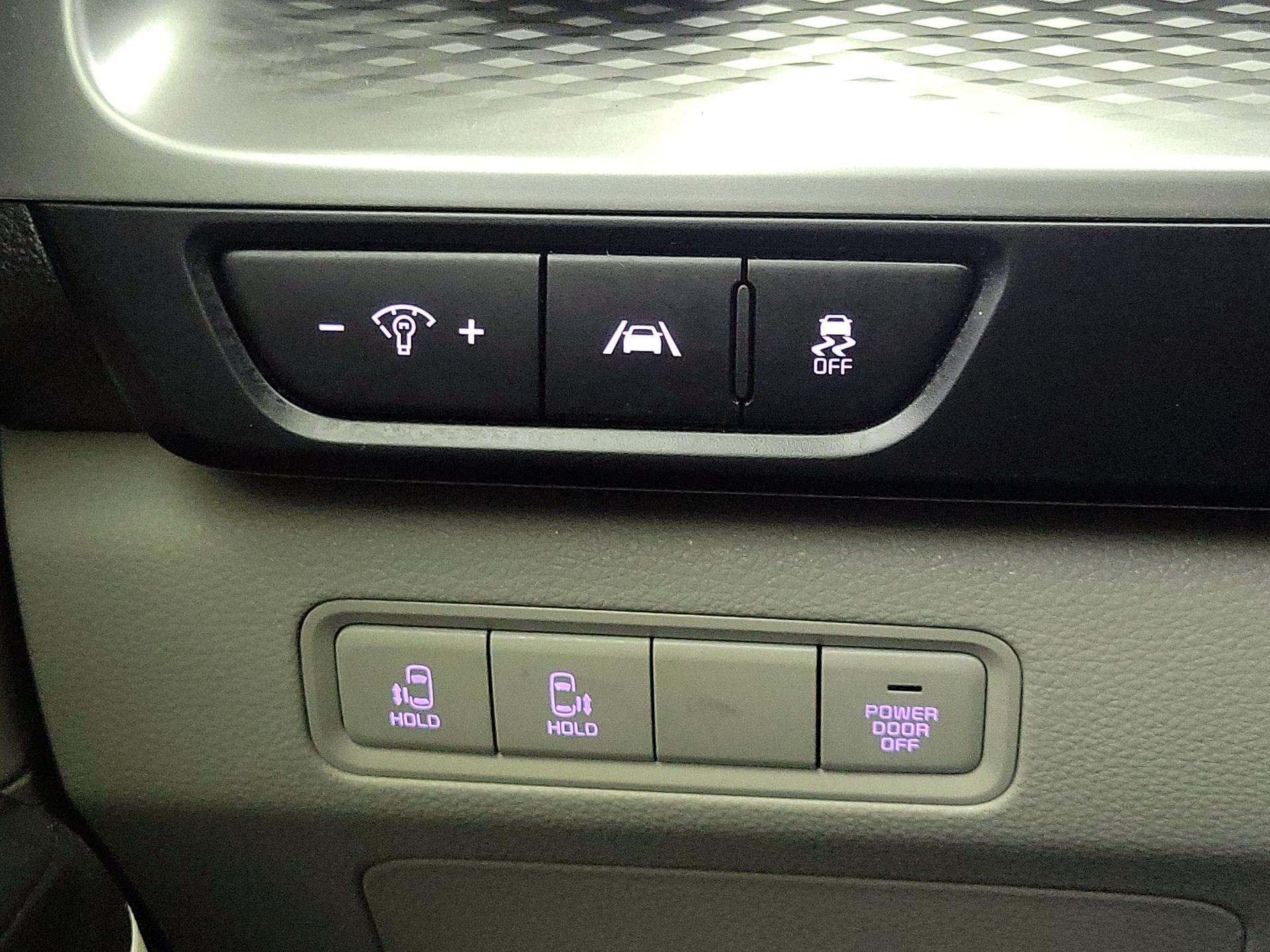 Thumbnail: 2024 Kia Carnival - 13