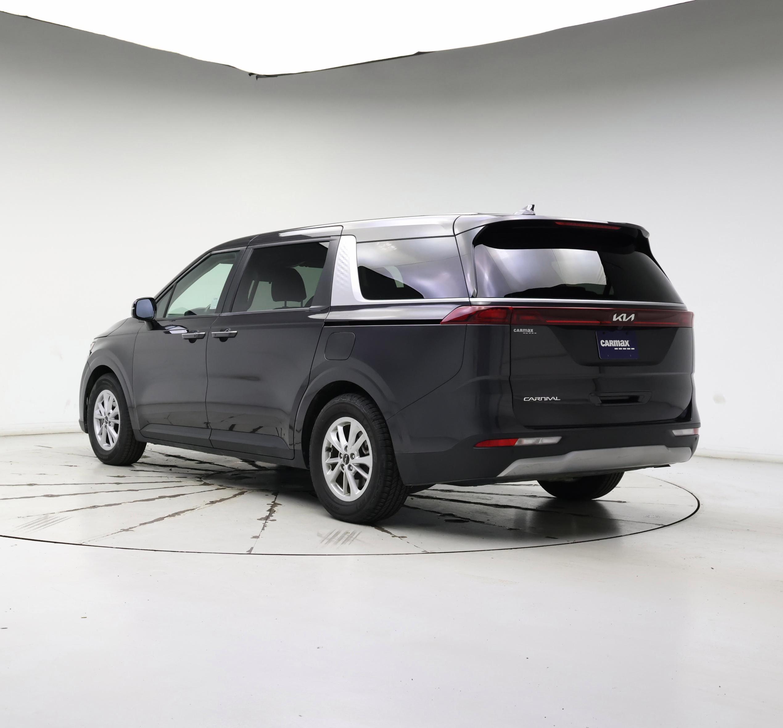 Thumbnail: 2024 Kia Carnival - 2