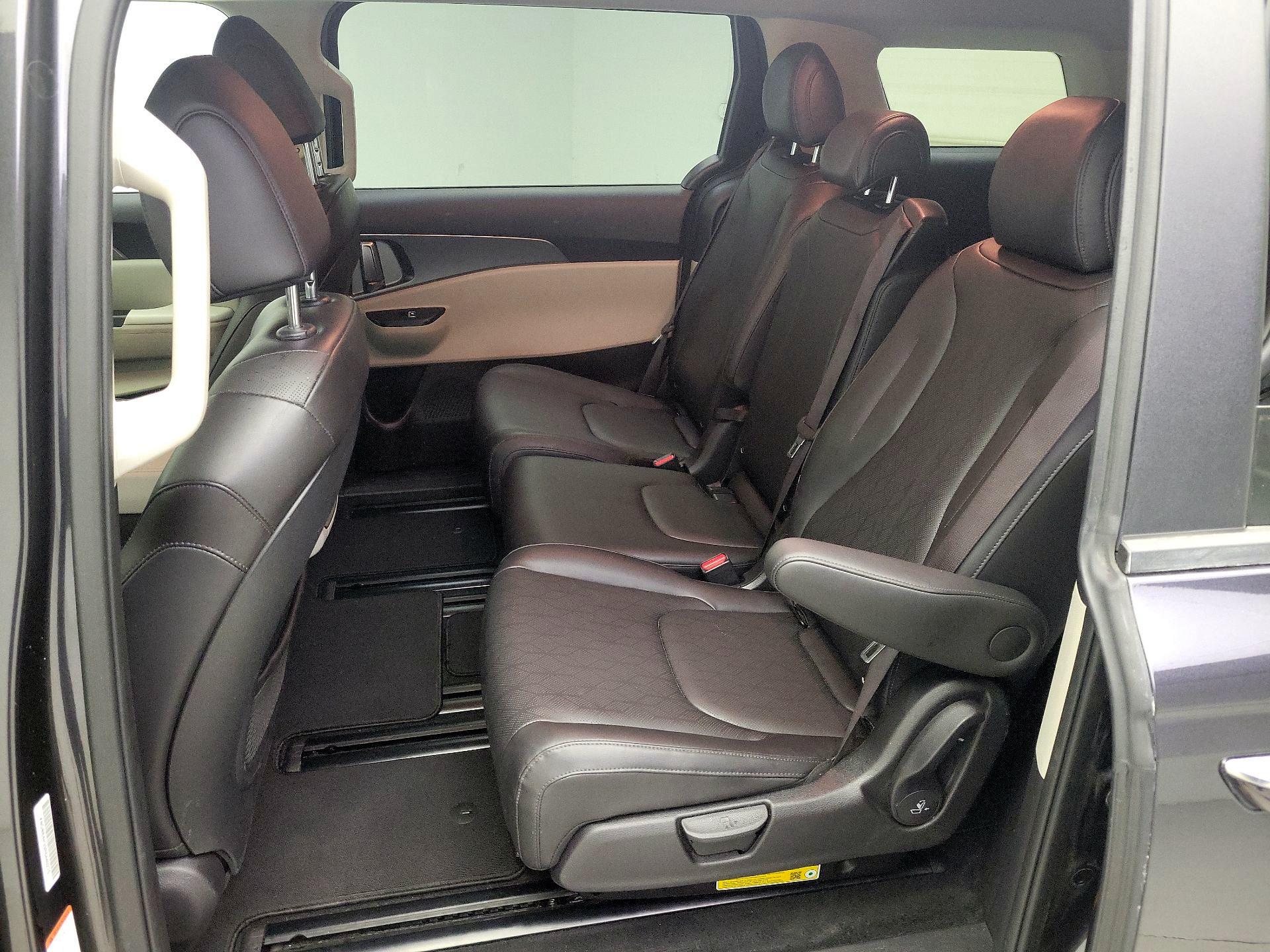 Thumbnail: 2024 Kia Carnival - 19