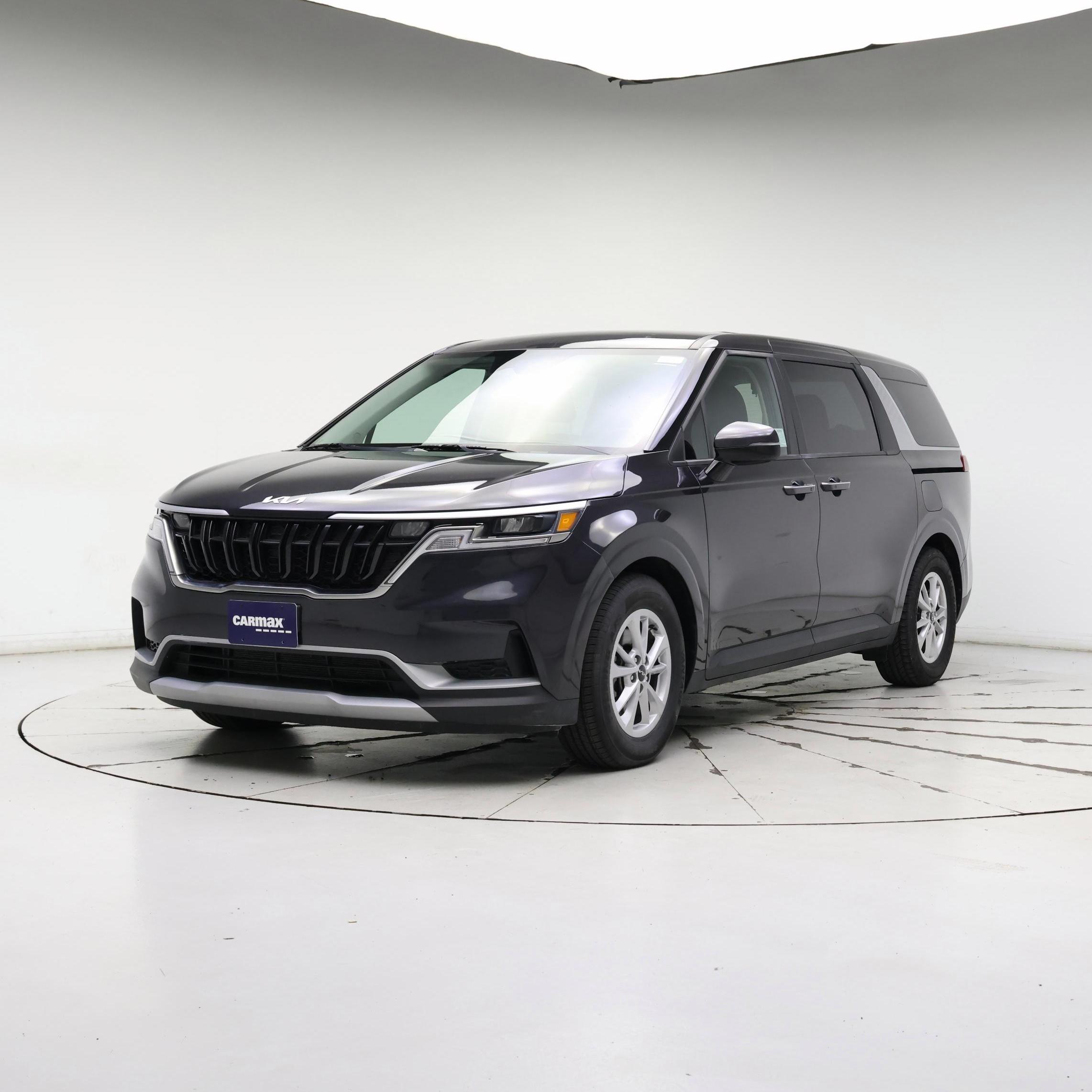 Thumbnail: 2024 Kia Carnival - 4