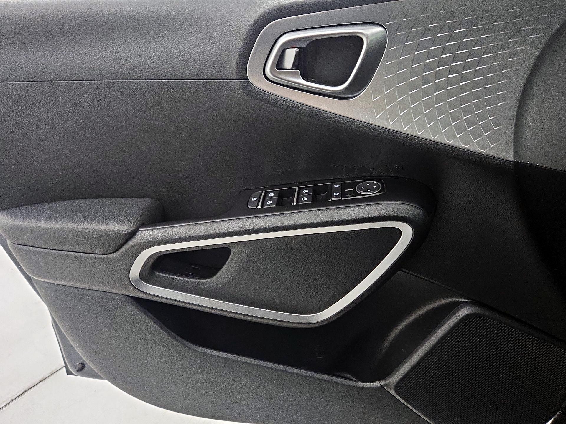 Thumbnail: 2024 Kia Soul - 12