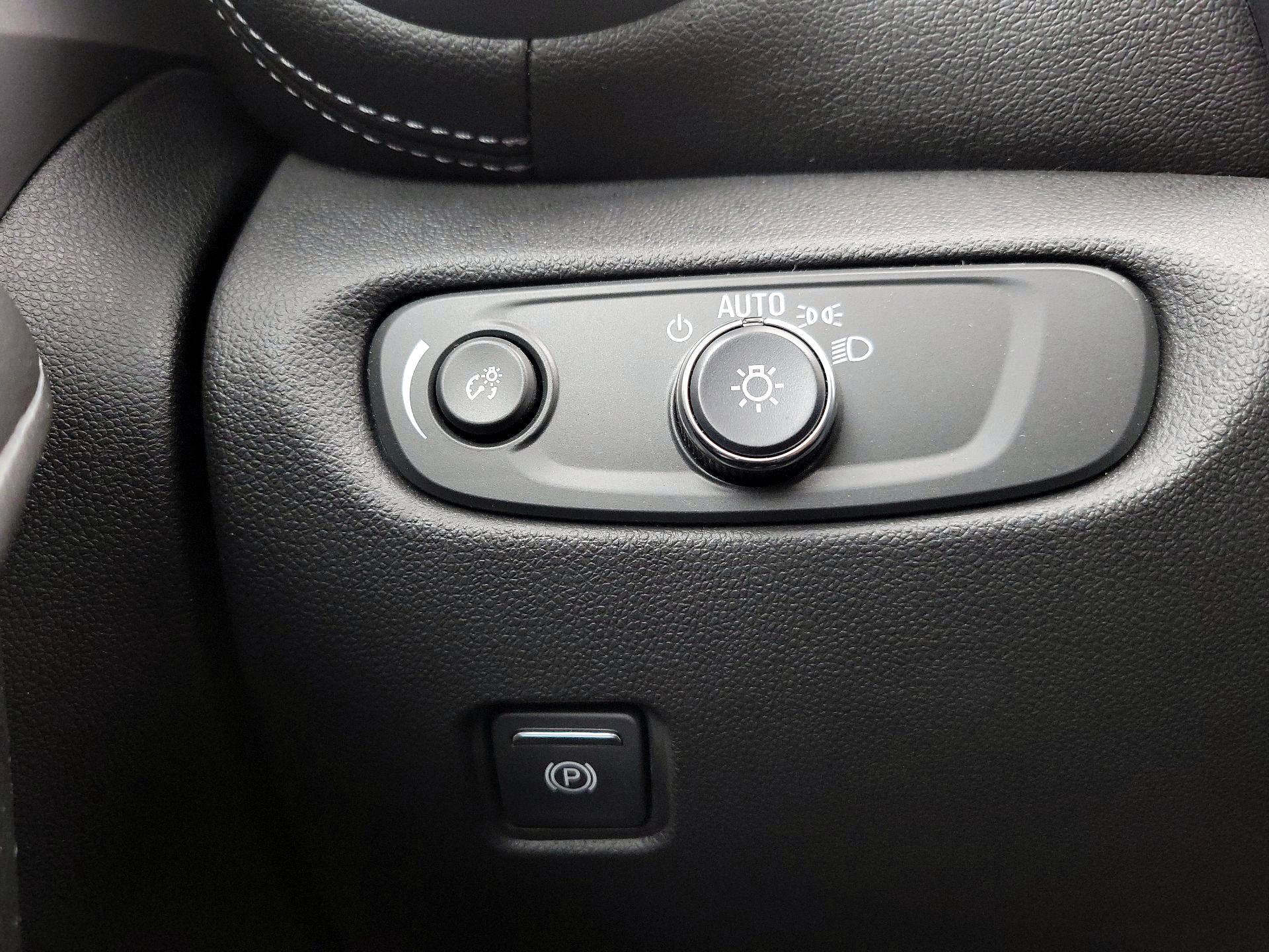 Thumbnail: 2023 Chevrolet Blazer - 13