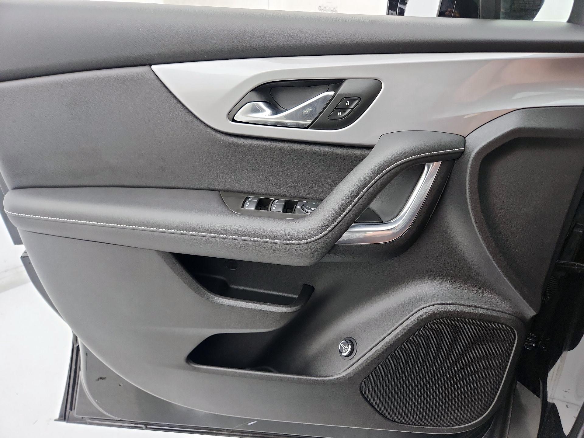 Thumbnail: 2024 Chevrolet Blazer - 12