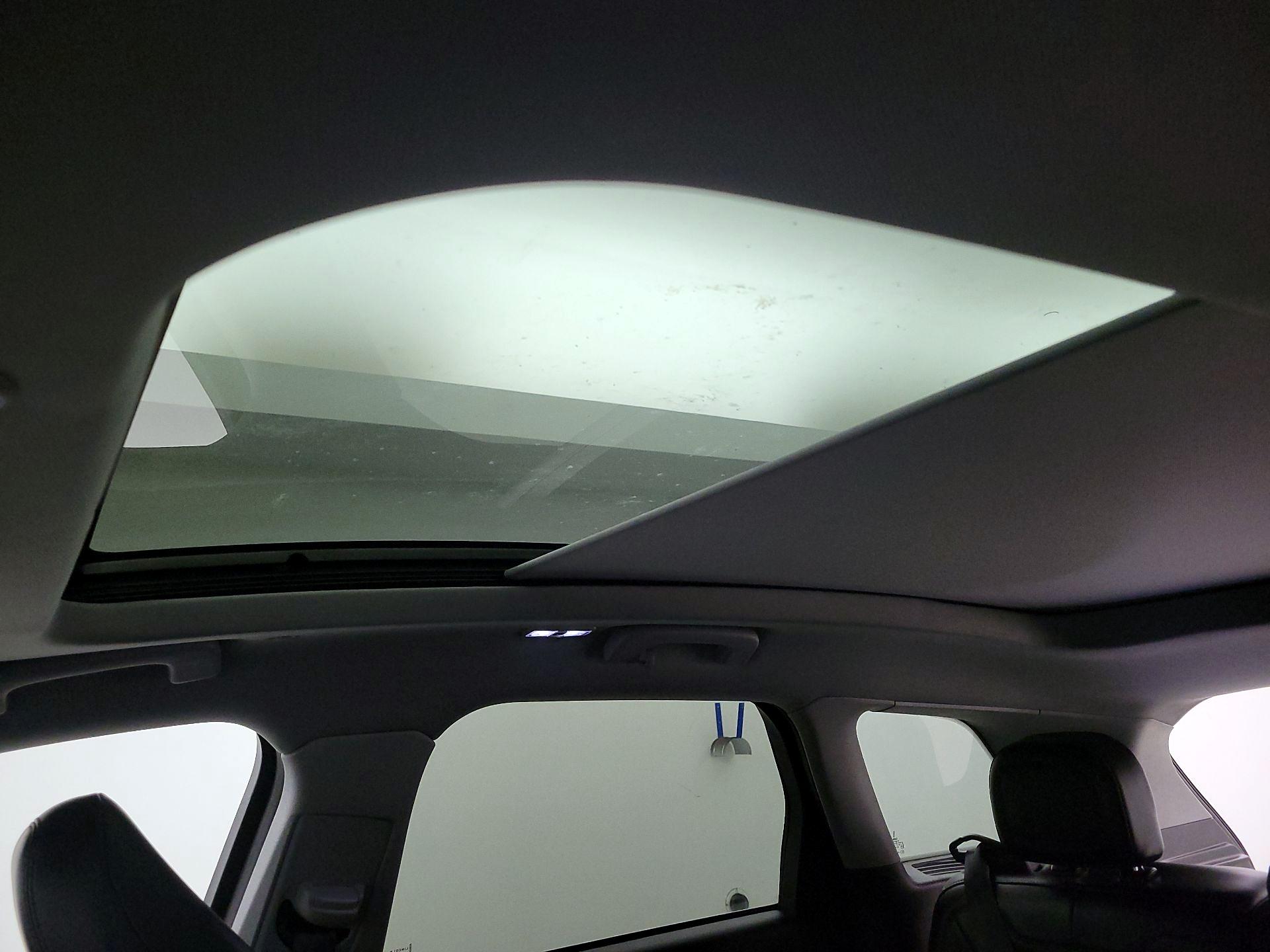 Thumbnail: 2021 Lincoln Corsair - 20