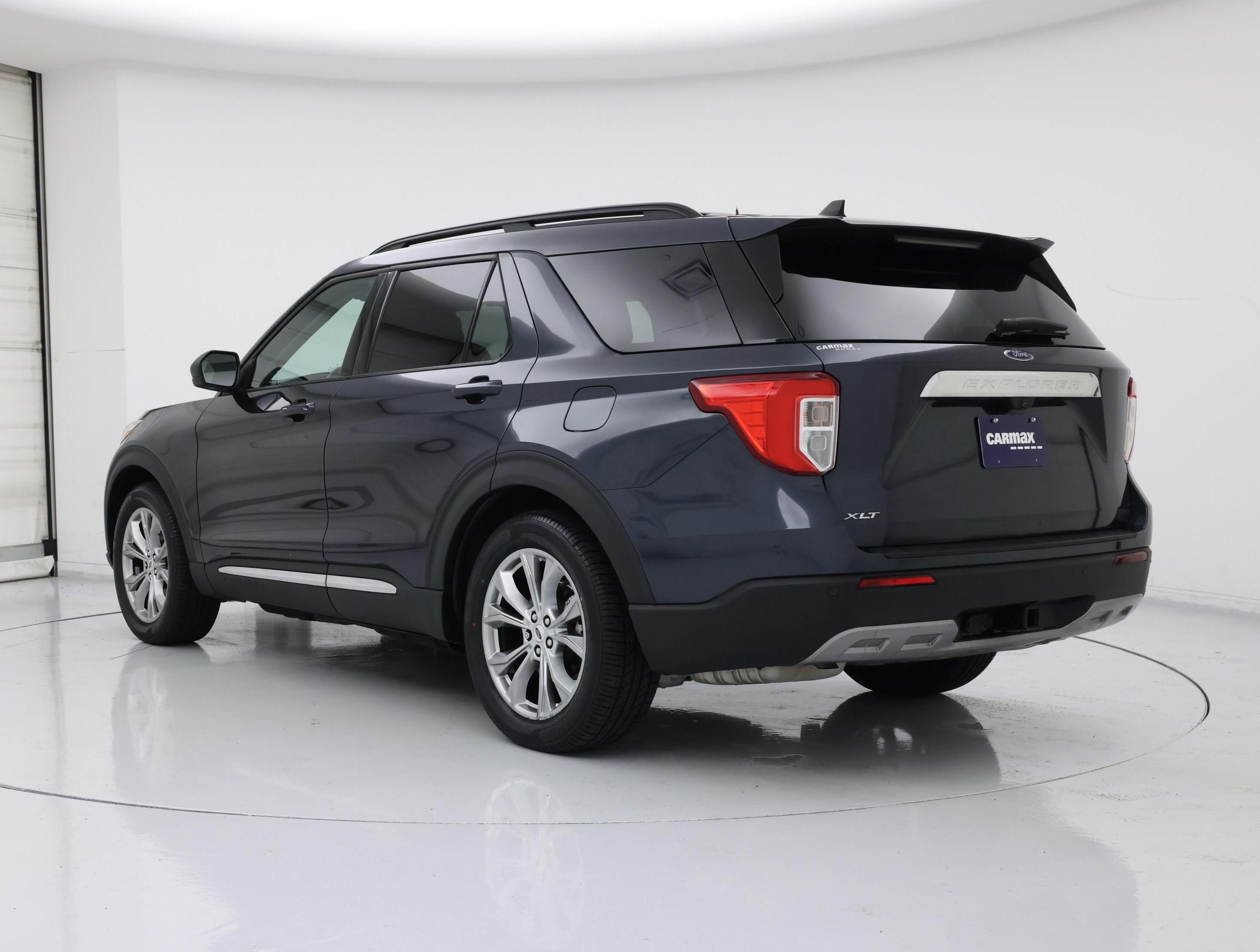 Thumbnail: 2022 Ford Explorer - 2