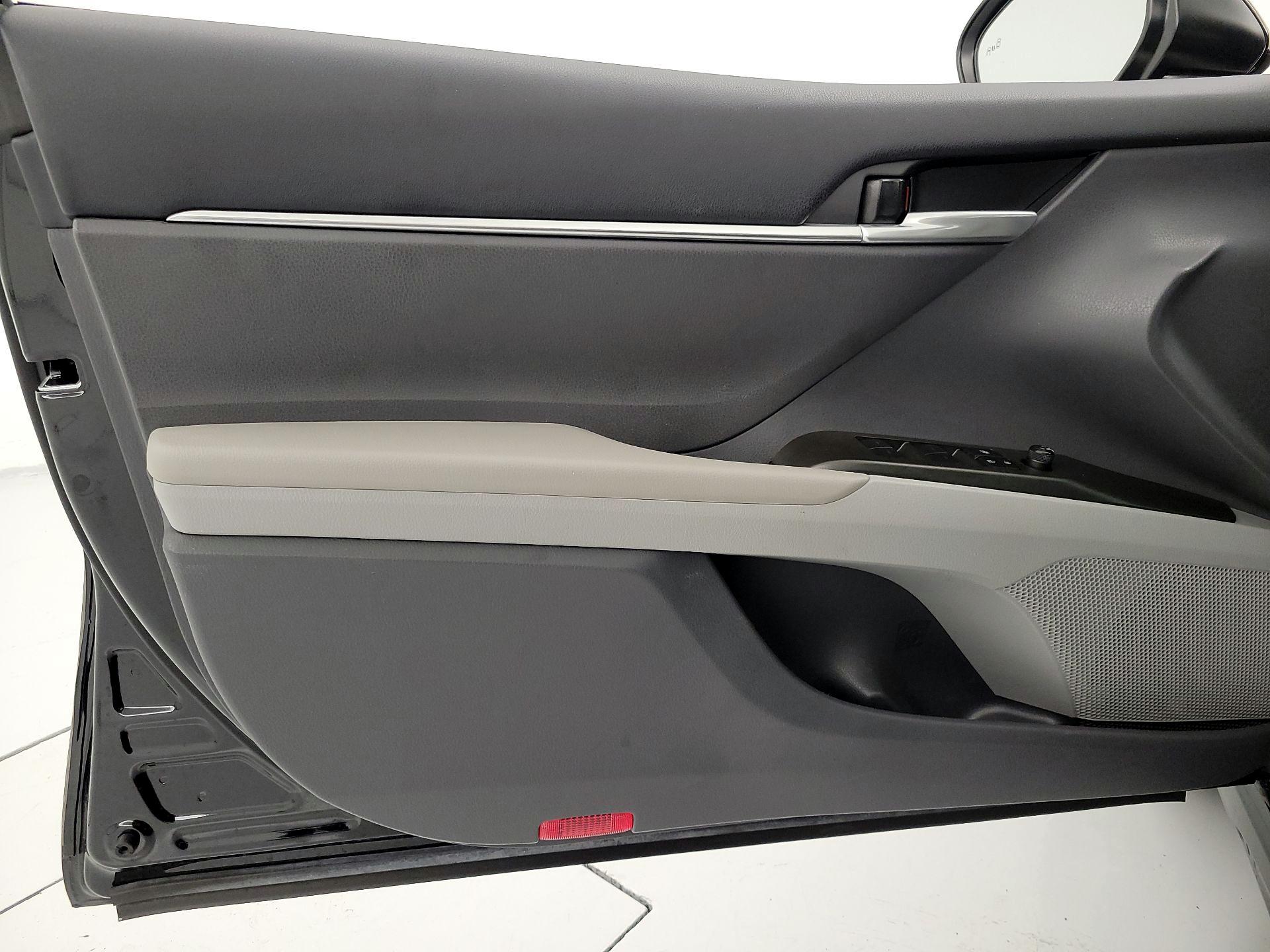 Thumbnail: 2024 Toyota Camry - 12