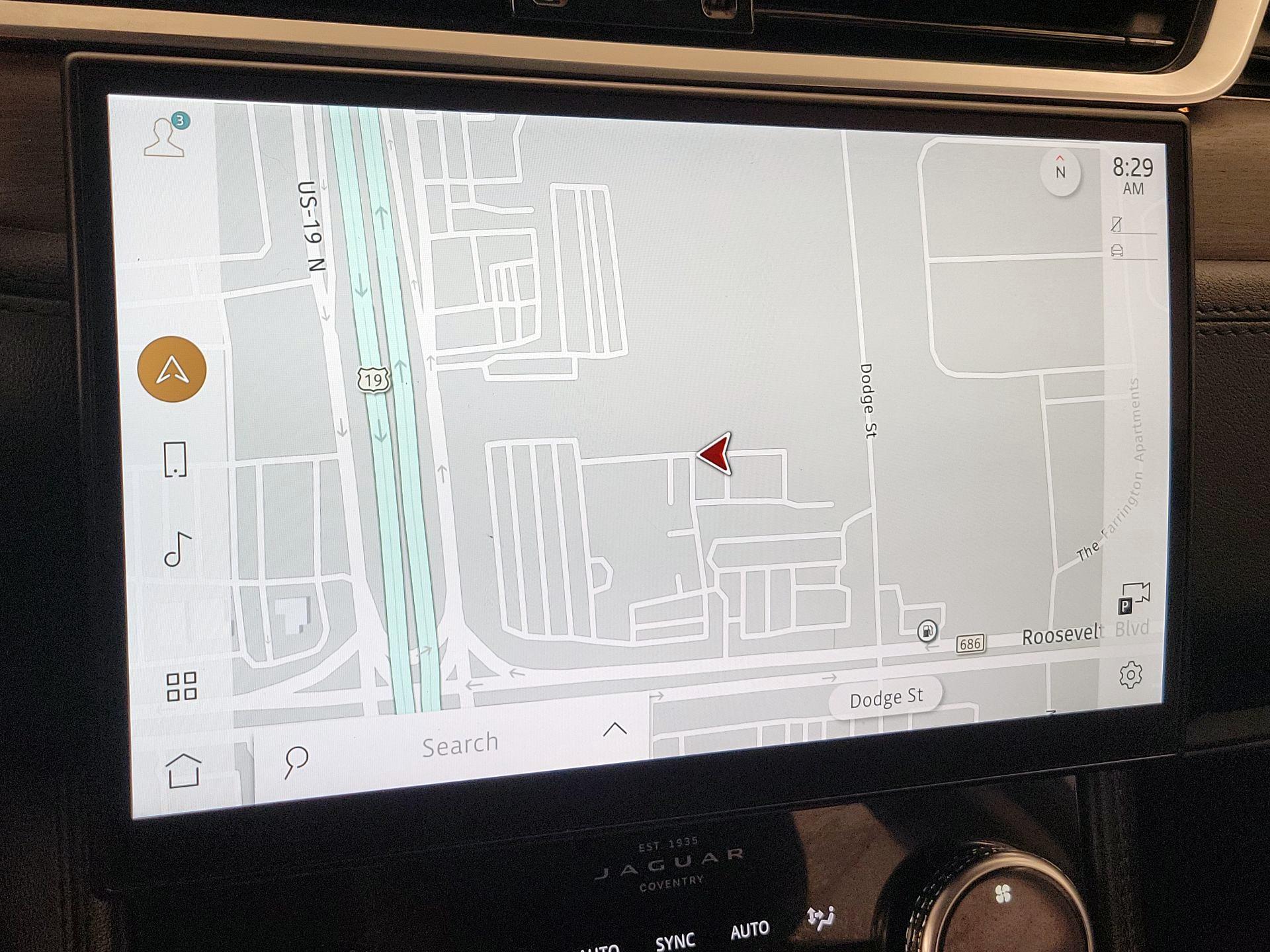 Thumbnail: 2021 Jaguar F-Pace - 14