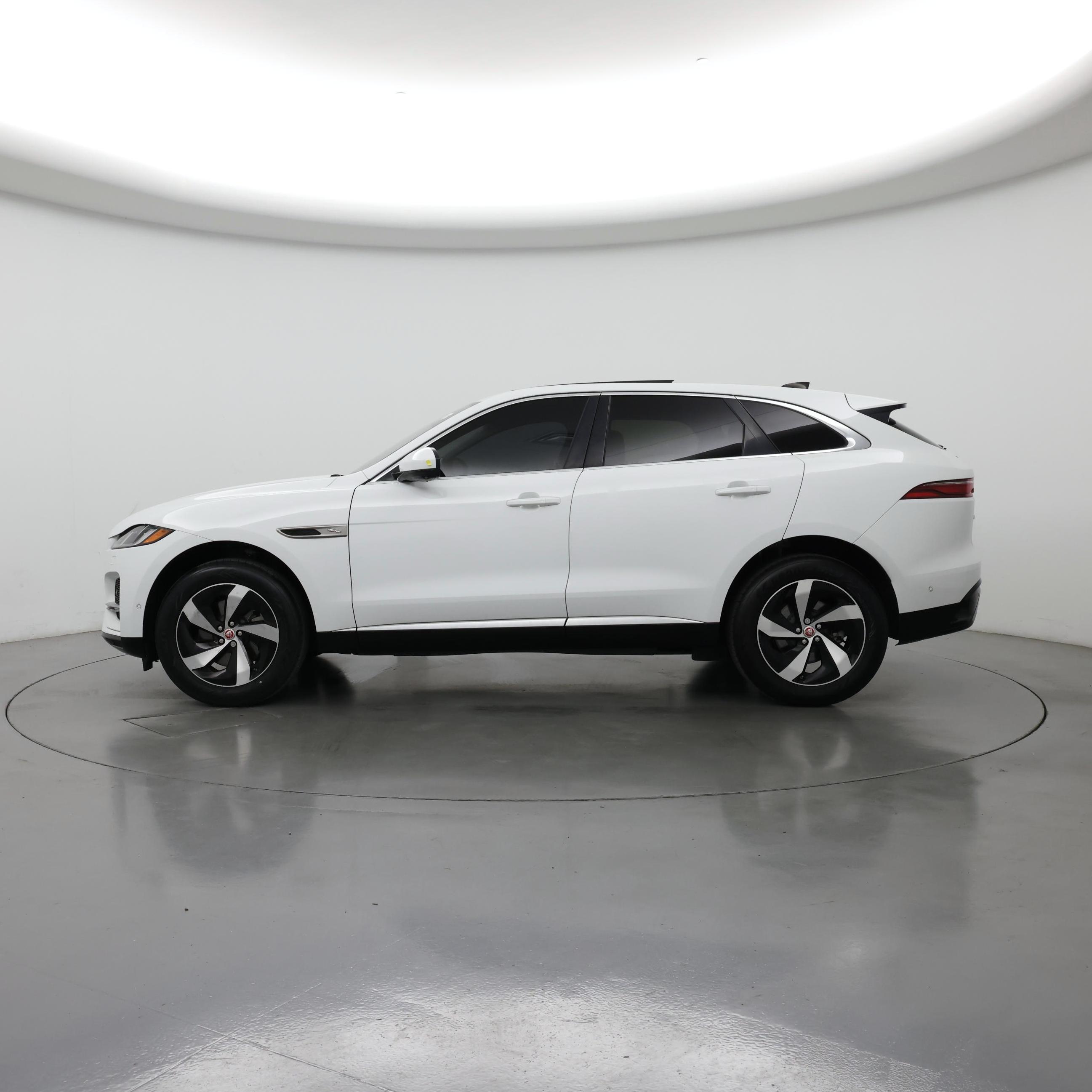 Thumbnail: 2021 Jaguar F-Pace - 3