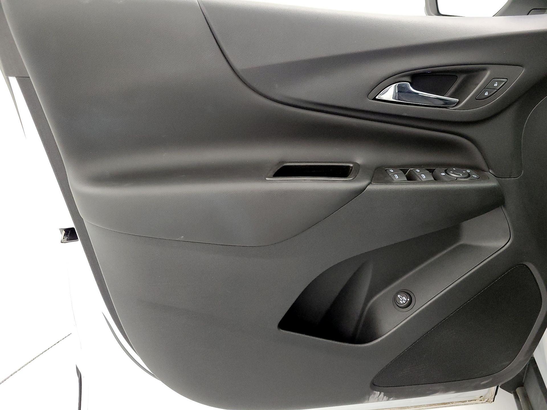 Thumbnail: 2022 Chevrolet Equinox - 12