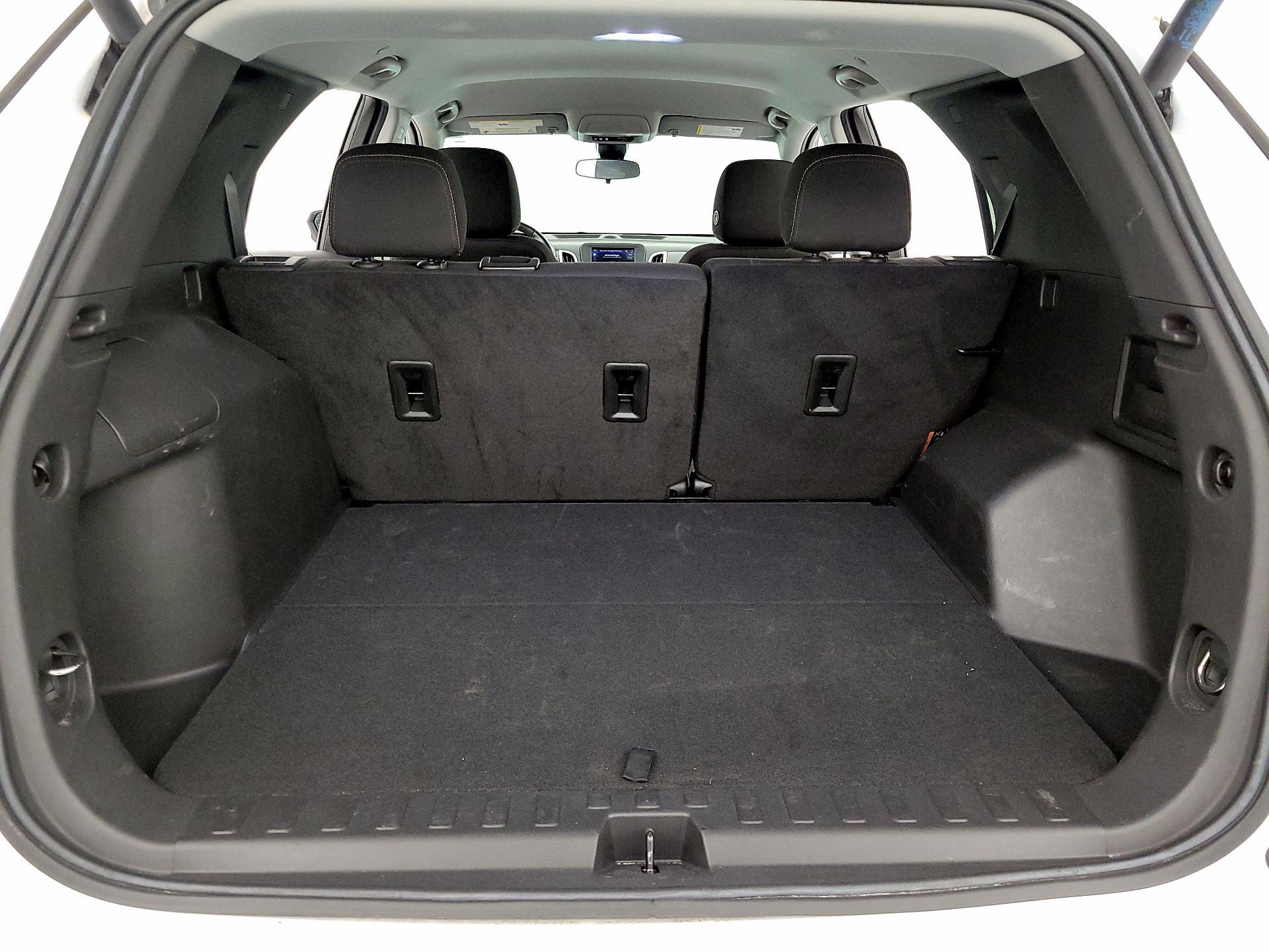 Thumbnail: 2022 Chevrolet Equinox - 20