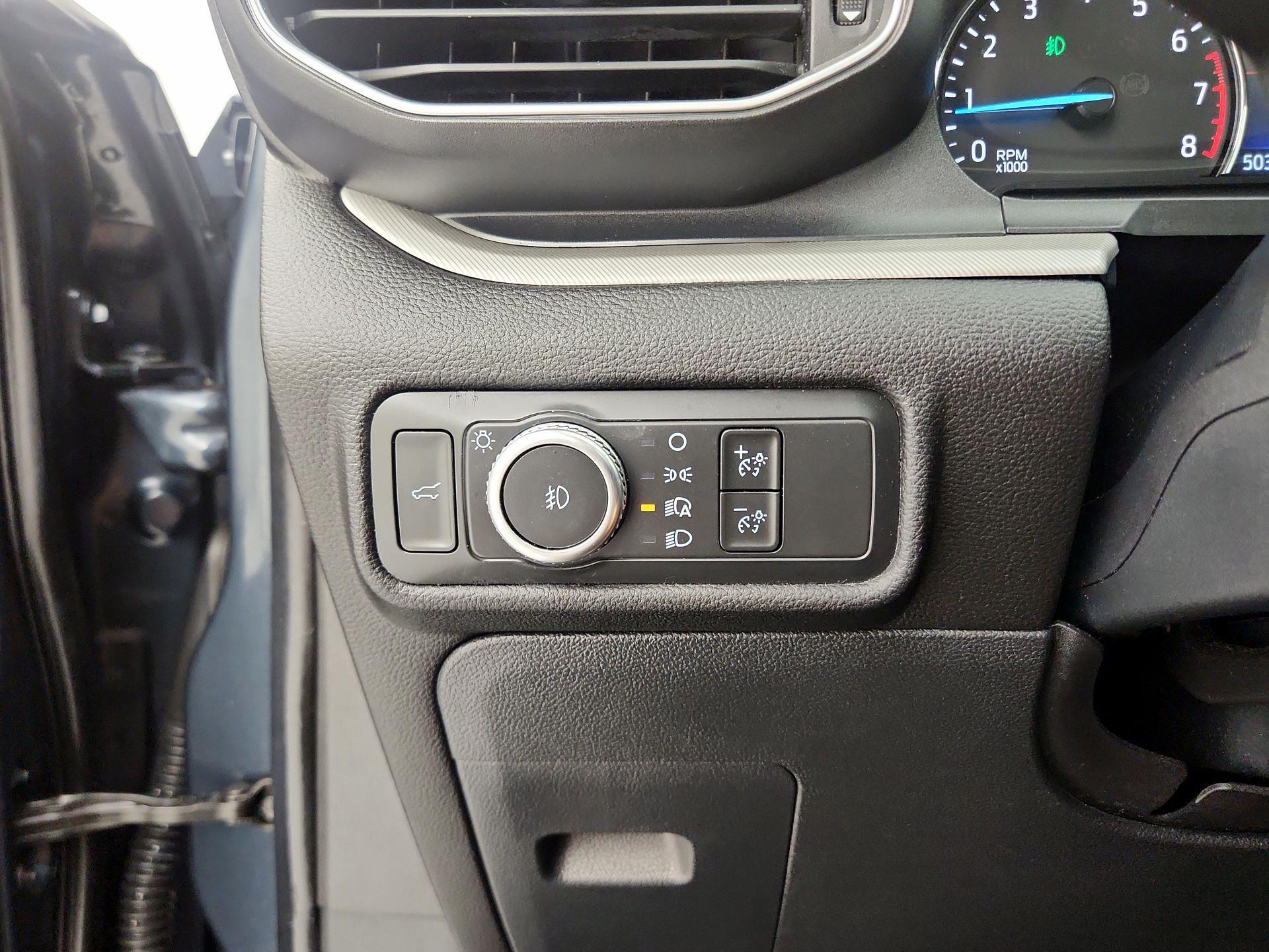 Thumbnail: 2022 Ford Explorer - 13