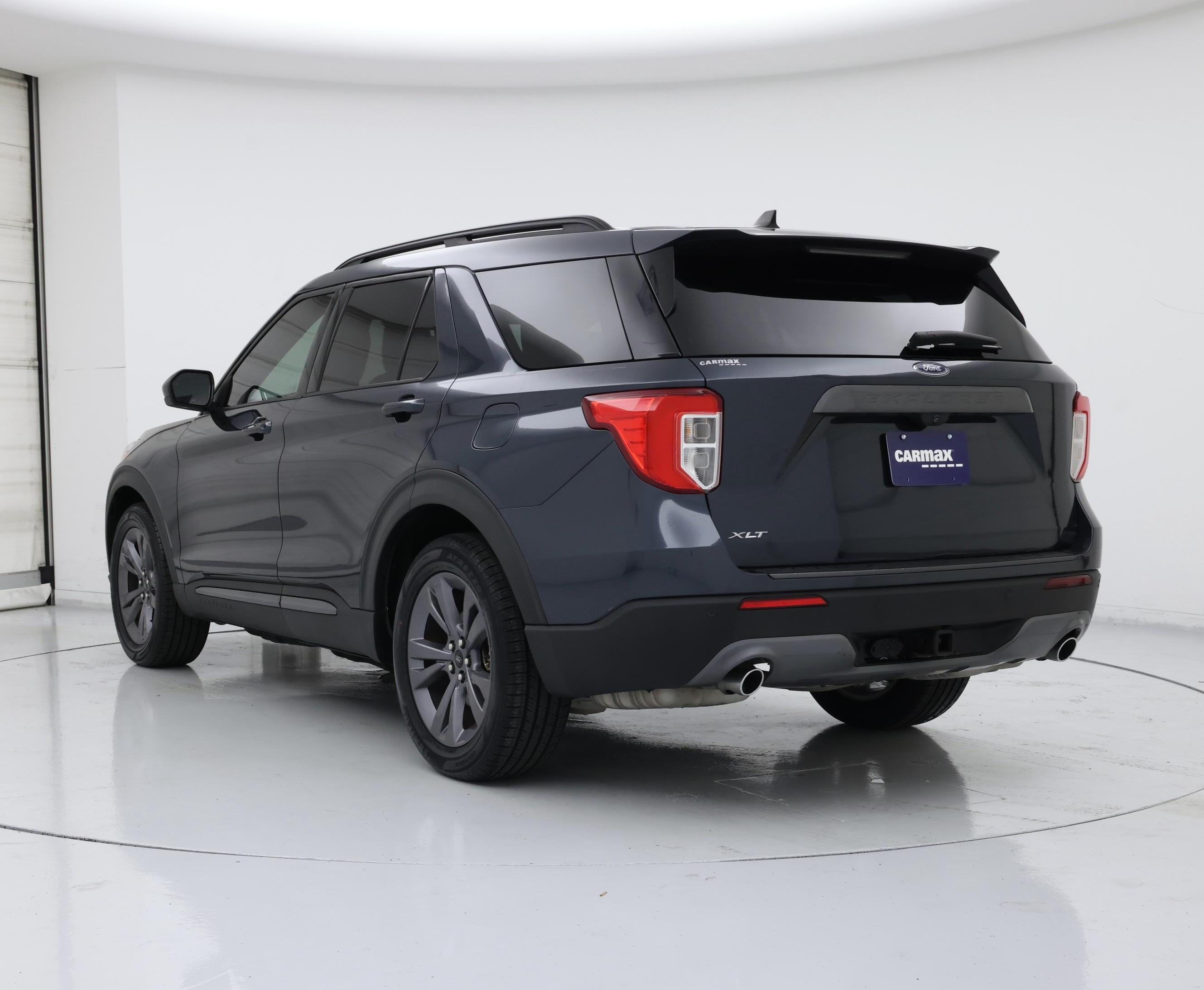 Thumbnail: 2022 Ford Explorer - 2