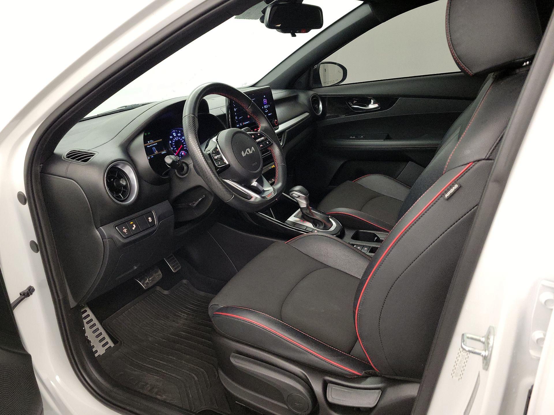 Thumbnail: 2023 Kia Forte - 11