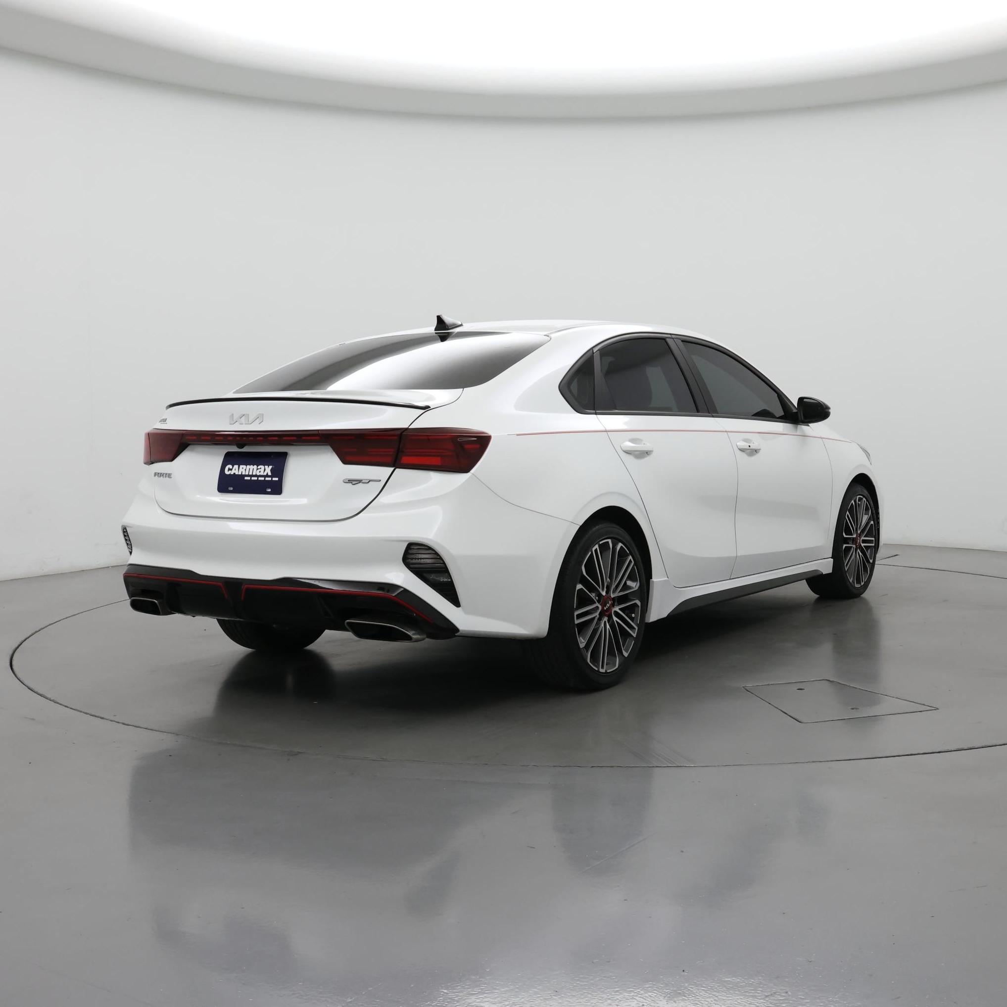 Thumbnail: 2023 Kia Forte - 8