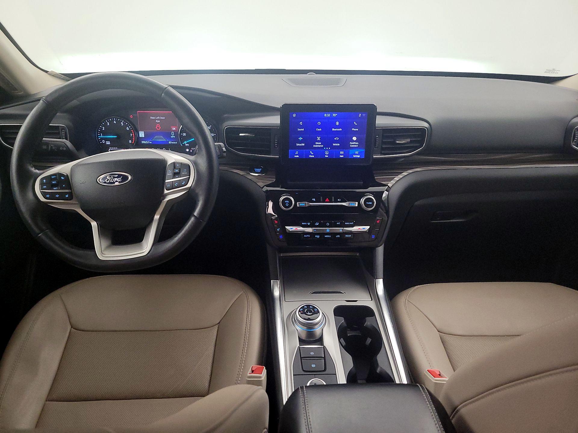 Thumbnail: 2023 Ford Explorer - 9