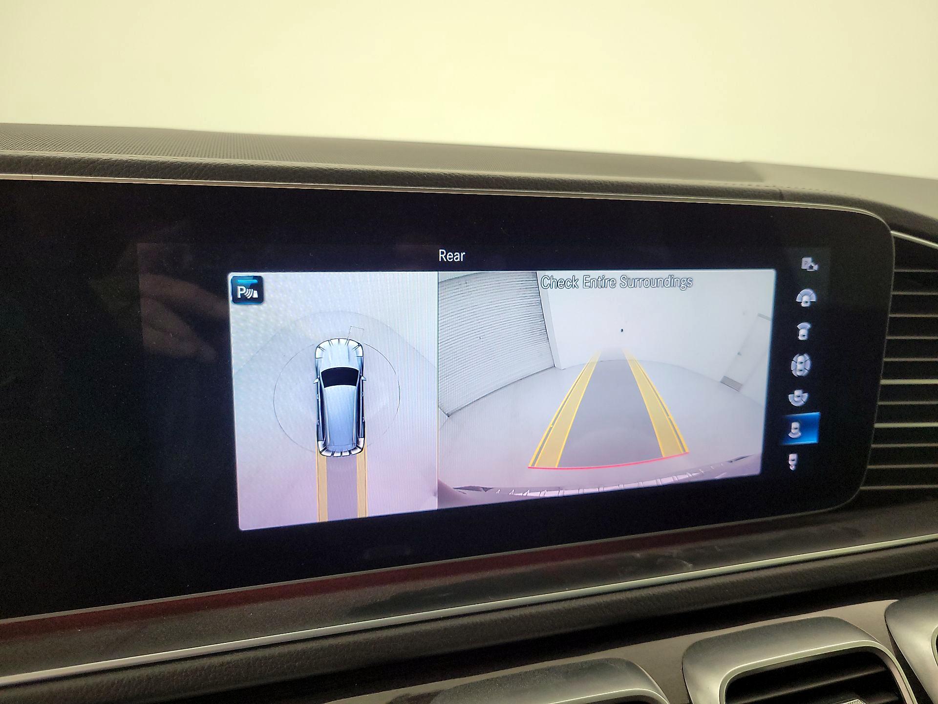 Thumbnail: 2021 Mercedes-Benz GLS - 15