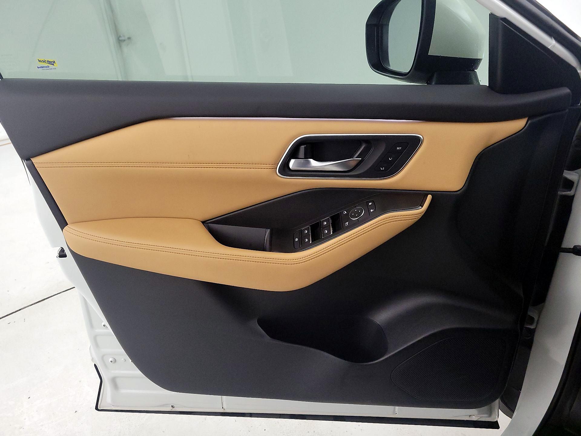 Thumbnail: 2023 Nissan Rogue - 12