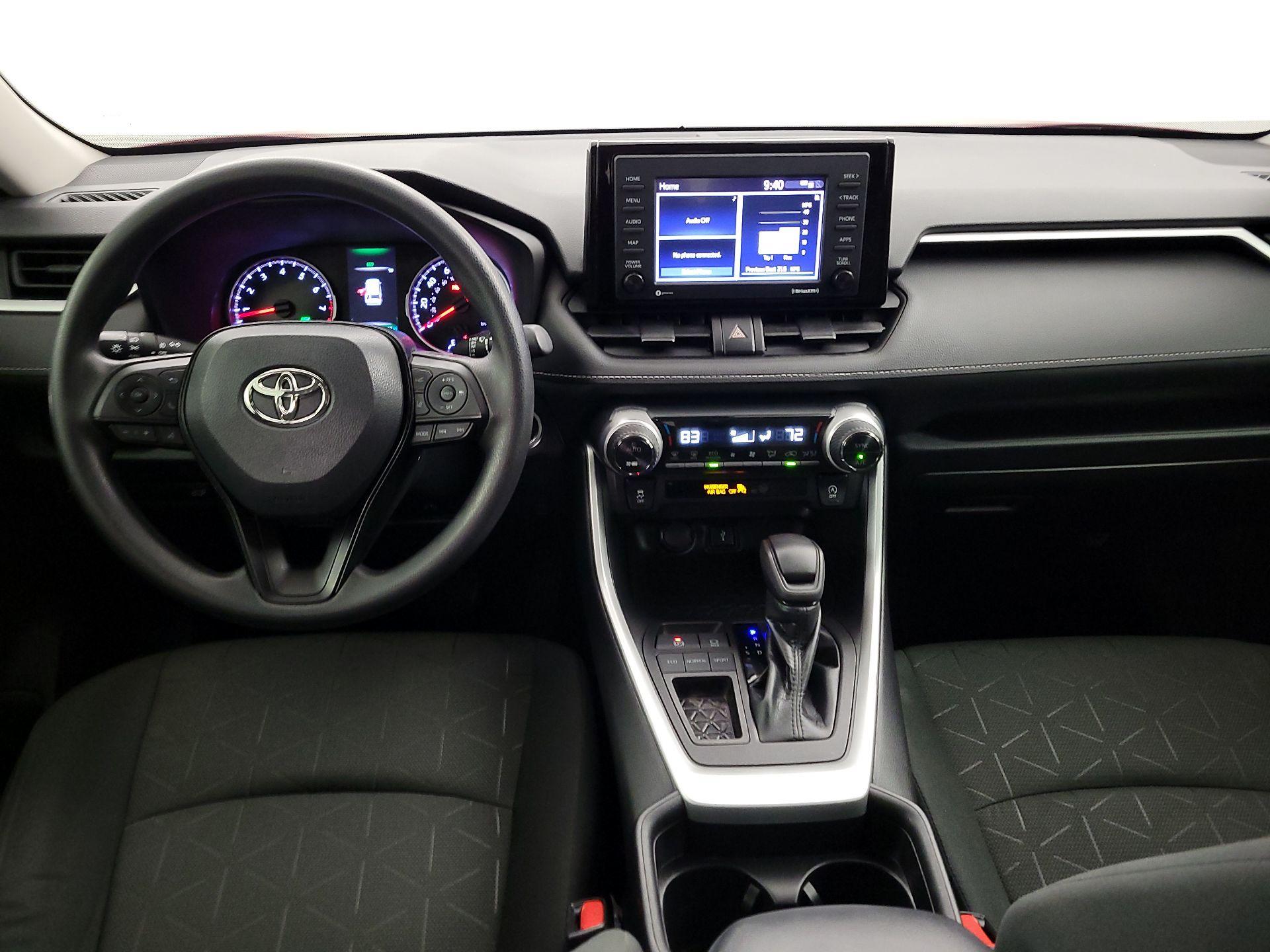 Thumbnail: 2021 Toyota RAV4 - 9