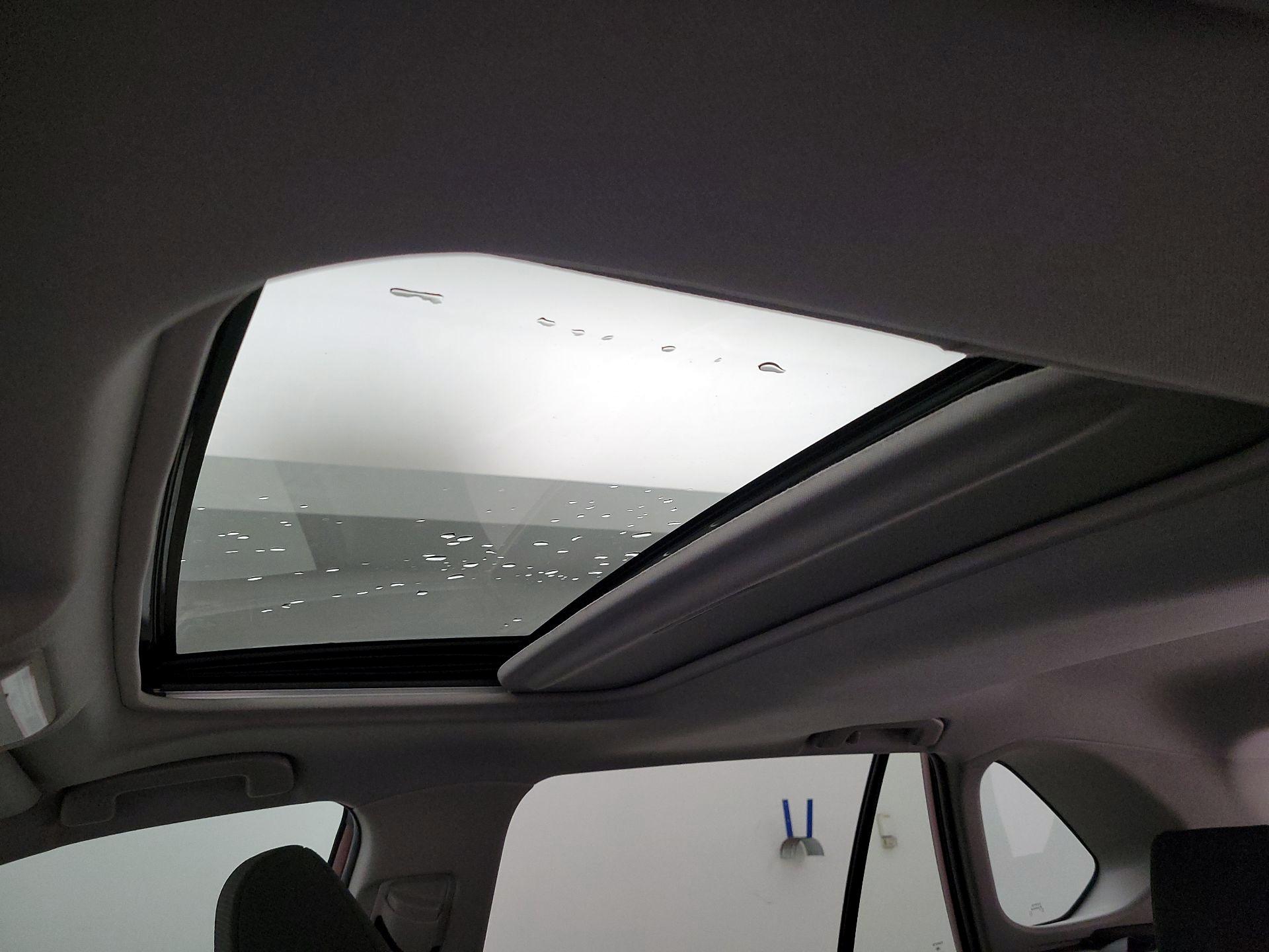 Thumbnail: 2021 Toyota RAV4 - 19