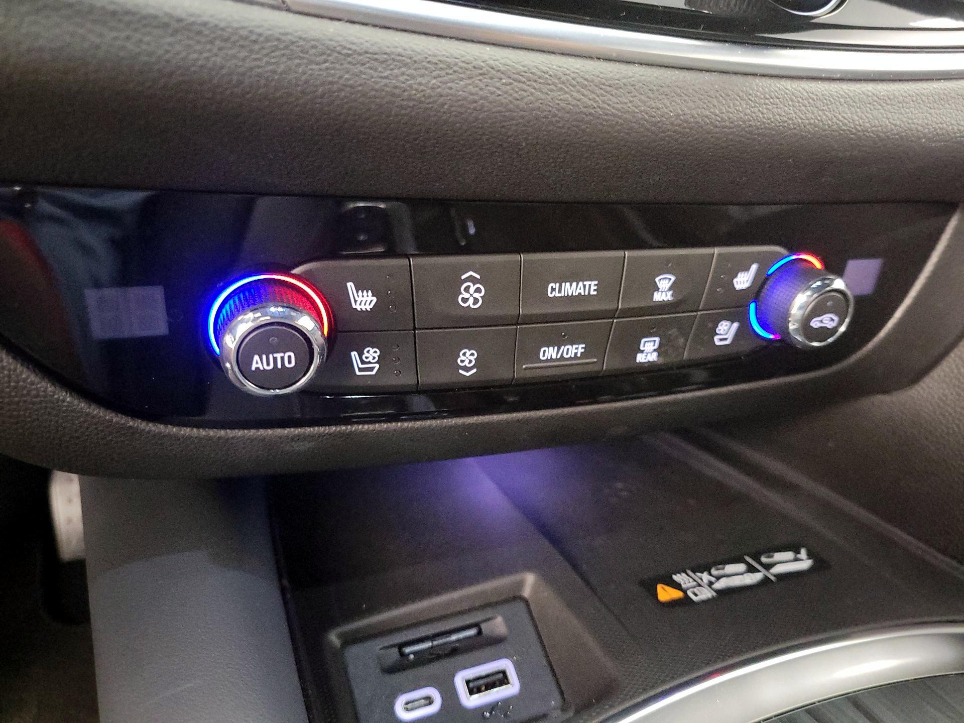 Thumbnail: 2022 Buick Enclave - 16