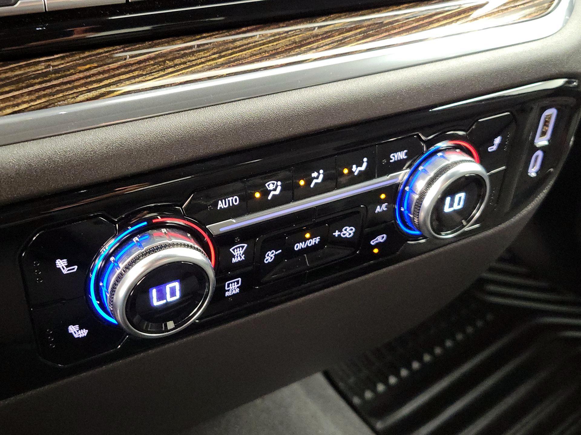 Thumbnail: 2023 GMC Sierra 1500 - 16