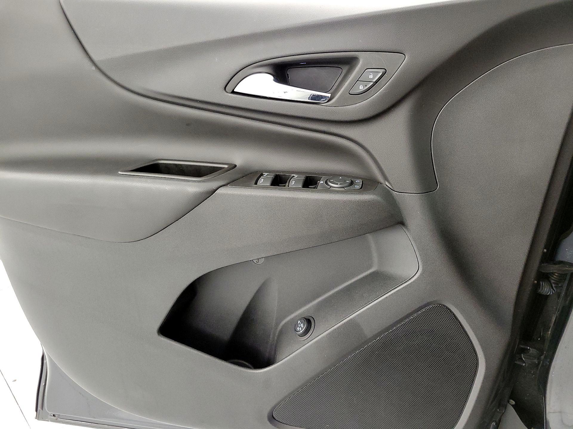 Thumbnail: 2022 Chevrolet Equinox - 12