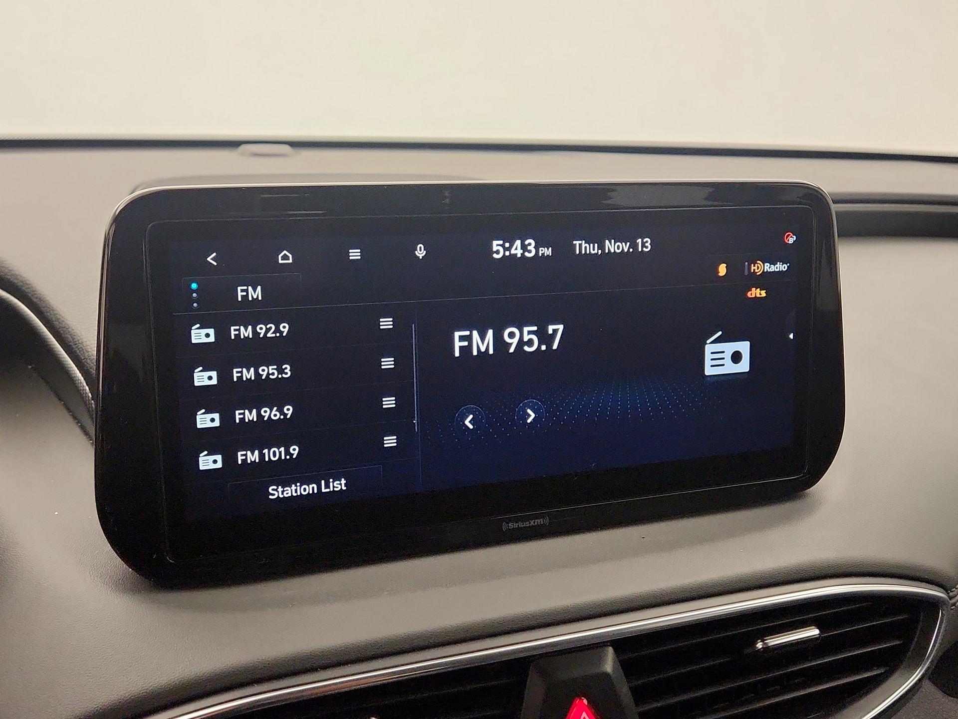 Thumbnail: 2023 Hyundai Santa Fe - 16