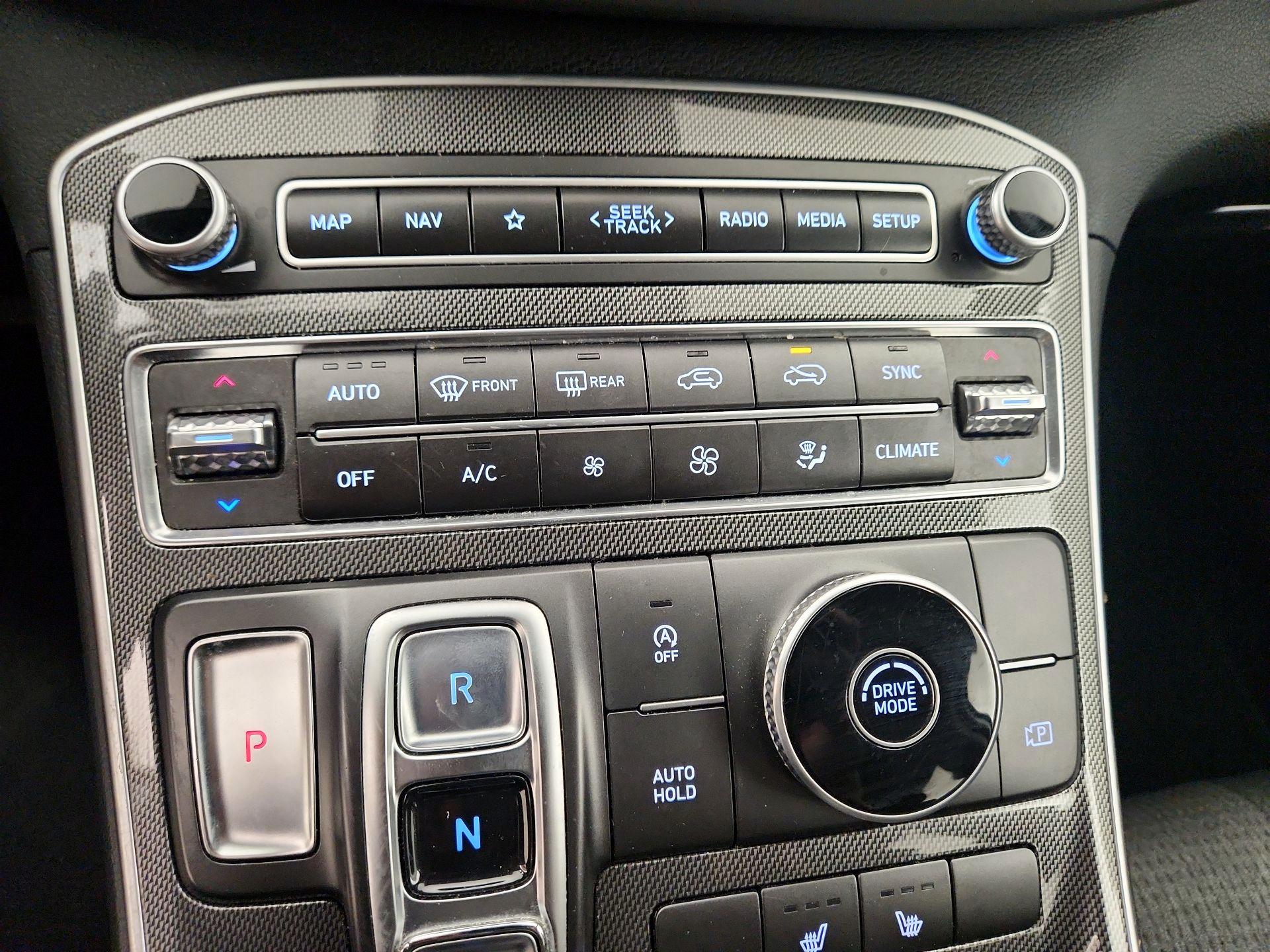 Thumbnail: 2023 Hyundai Santa Fe - 17