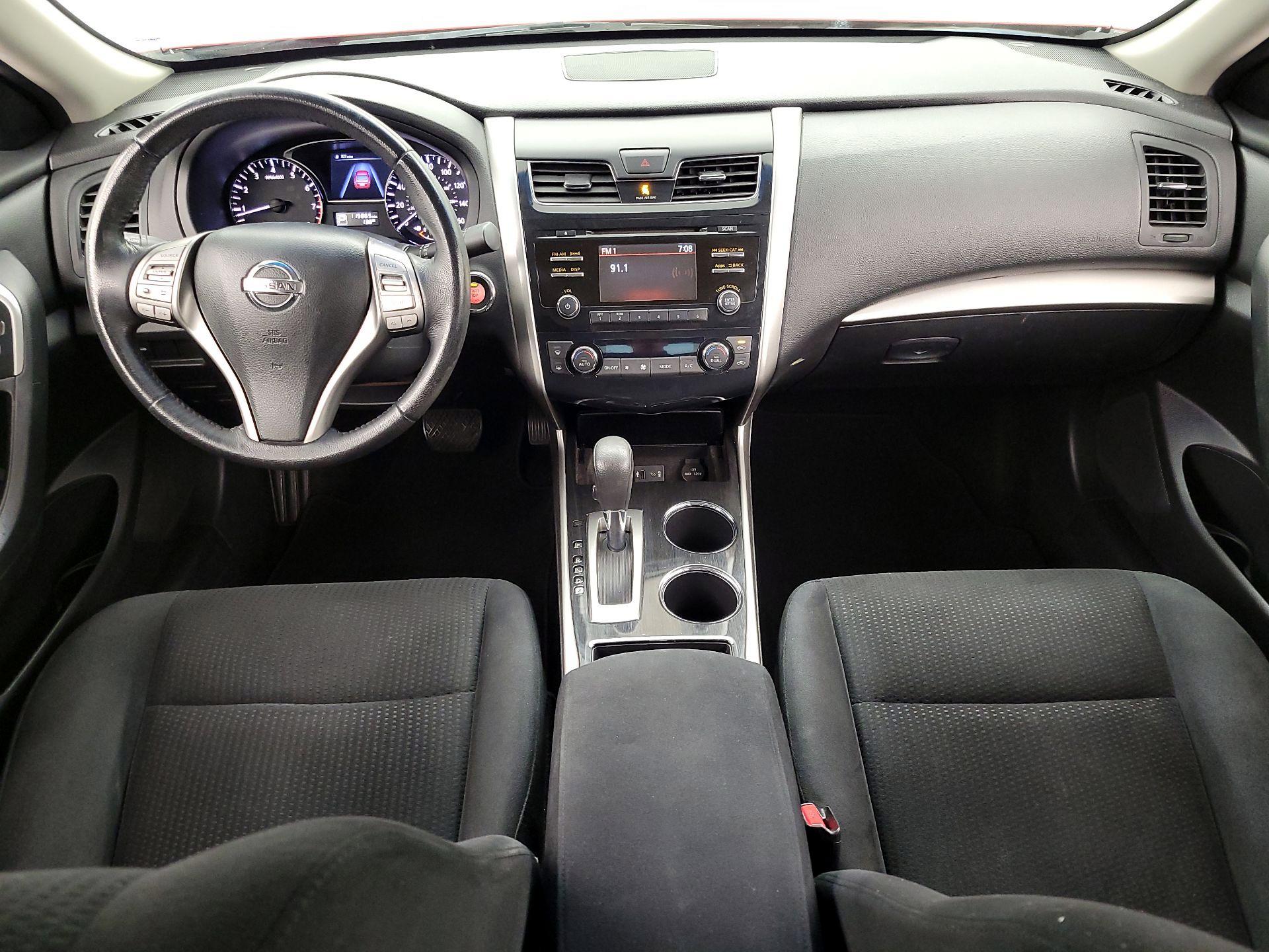 Thumbnail: 2014 Nissan Altima - 9