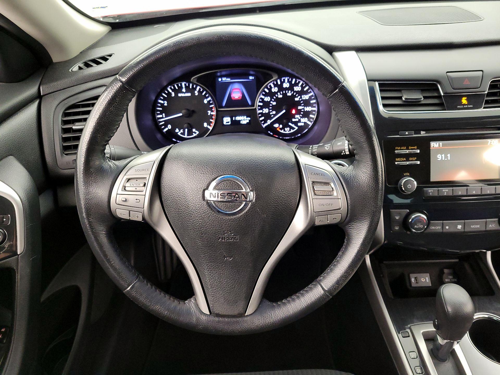 Thumbnail: 2014 Nissan Altima - 10