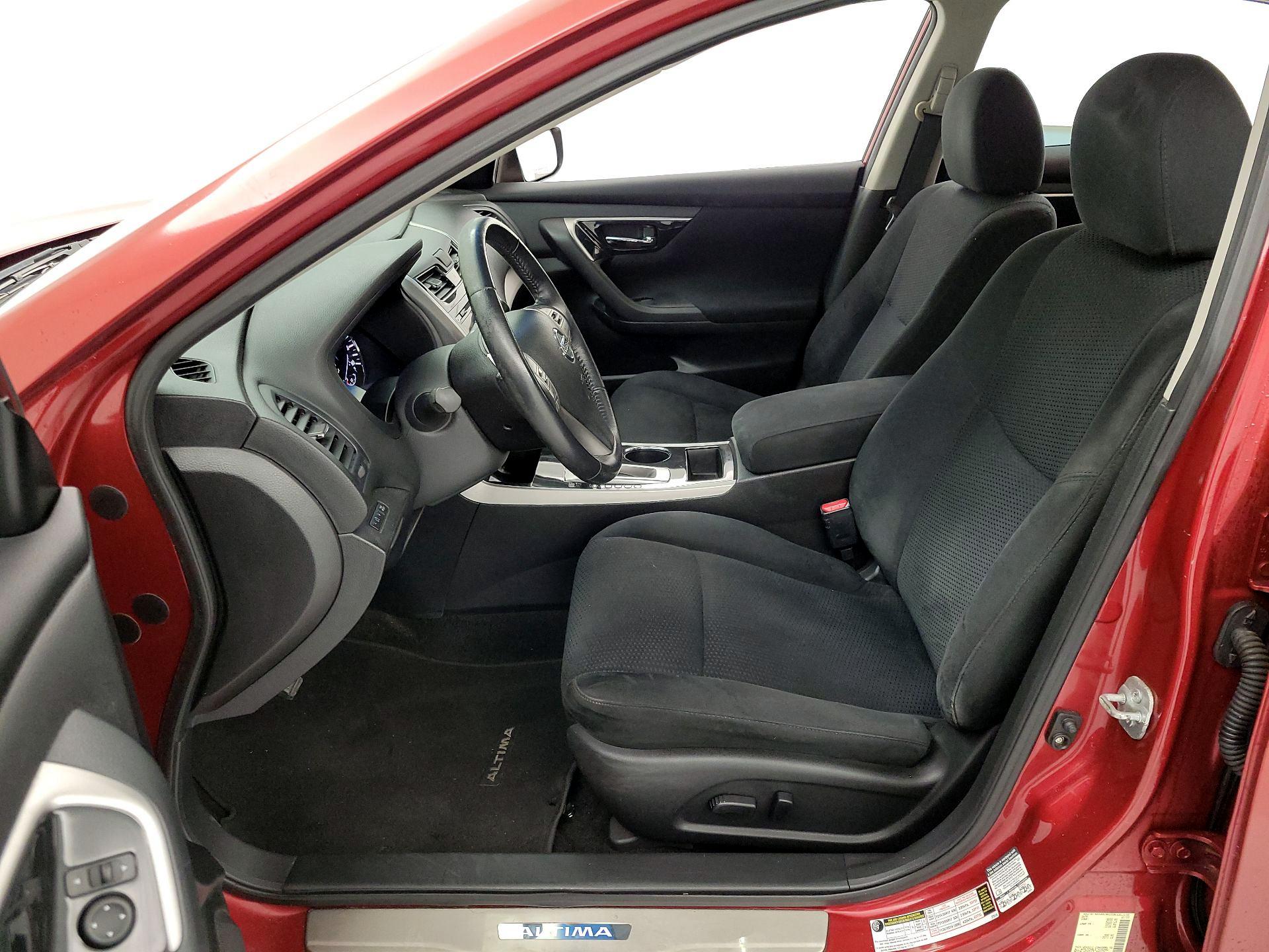 Thumbnail: 2014 Nissan Altima - 11