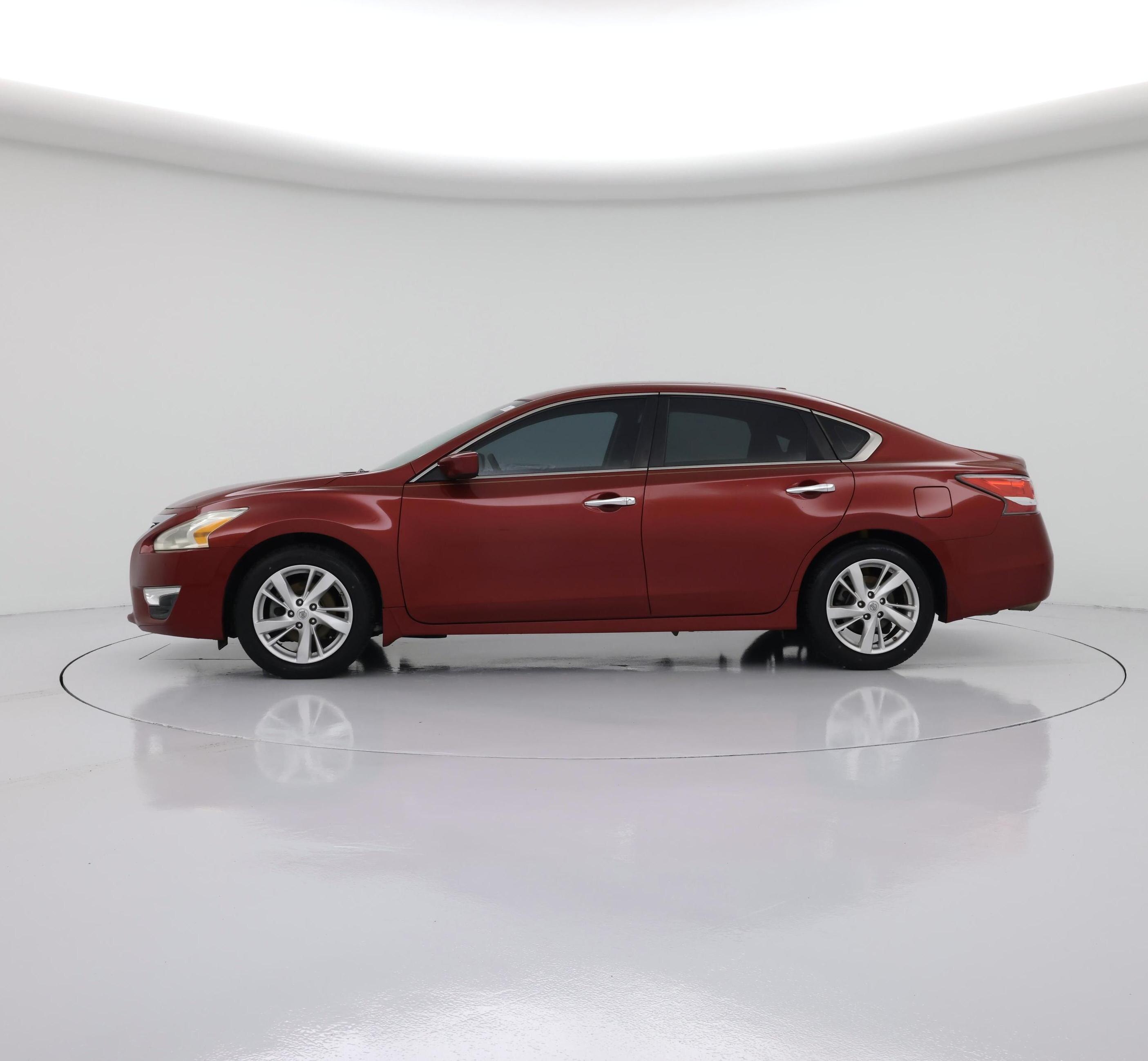Thumbnail: 2014 Nissan Altima - 3
