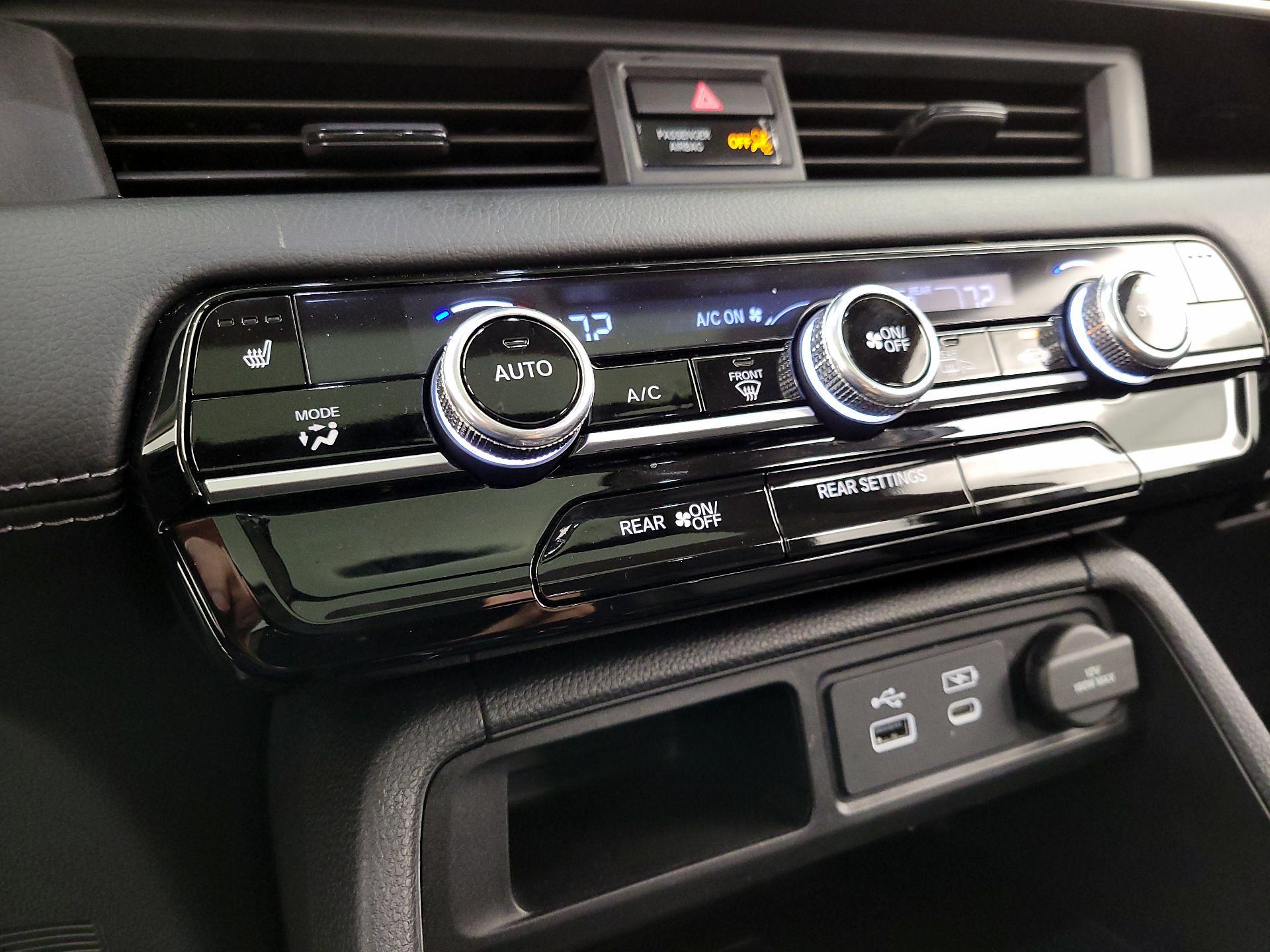 Thumbnail: 2023 Honda Pilot - 16