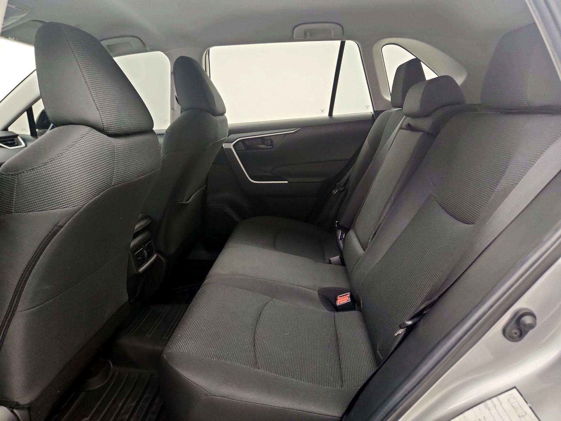 Thumbnail: 2023 Toyota RAV4 - 20