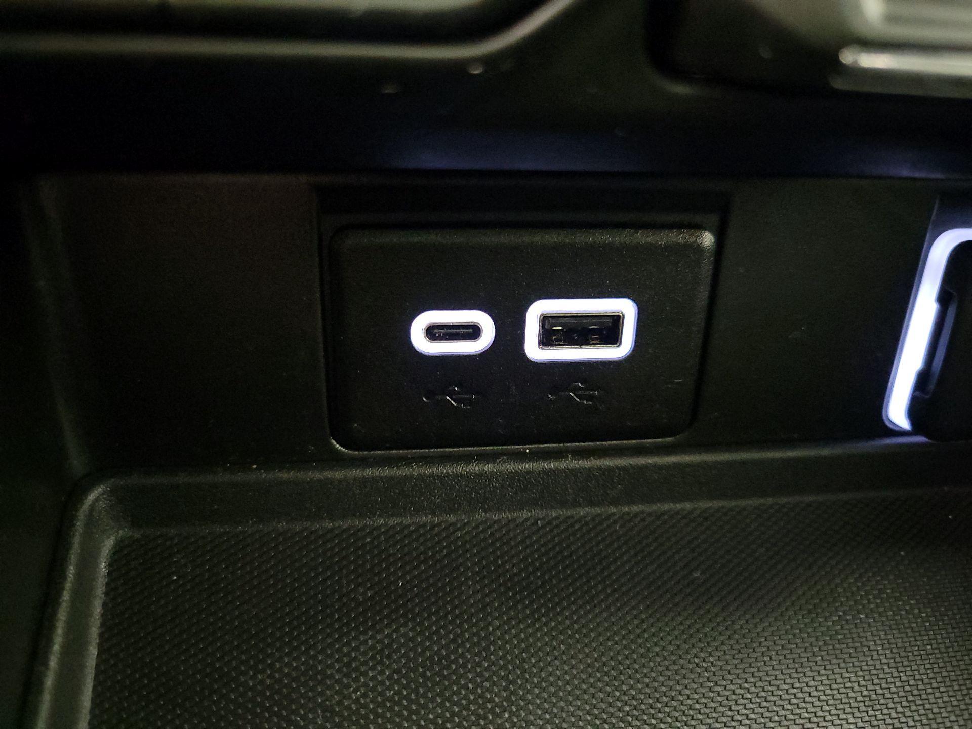 Thumbnail: 2023 Chevrolet Tahoe - 18