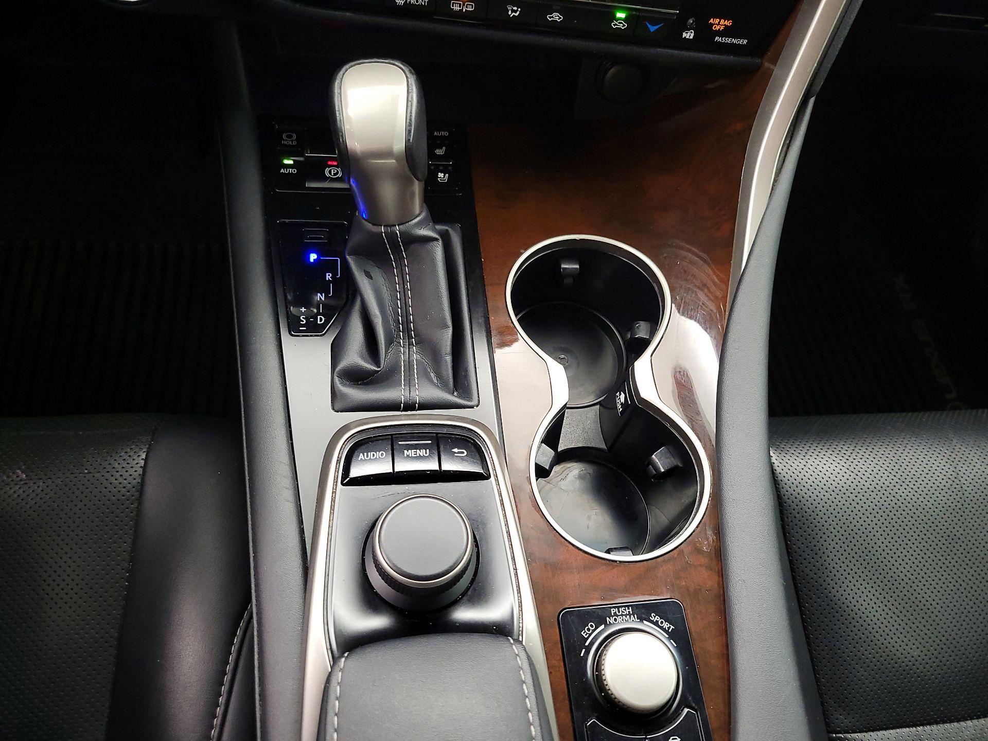 Thumbnail: 2019 Lexus RX - 17