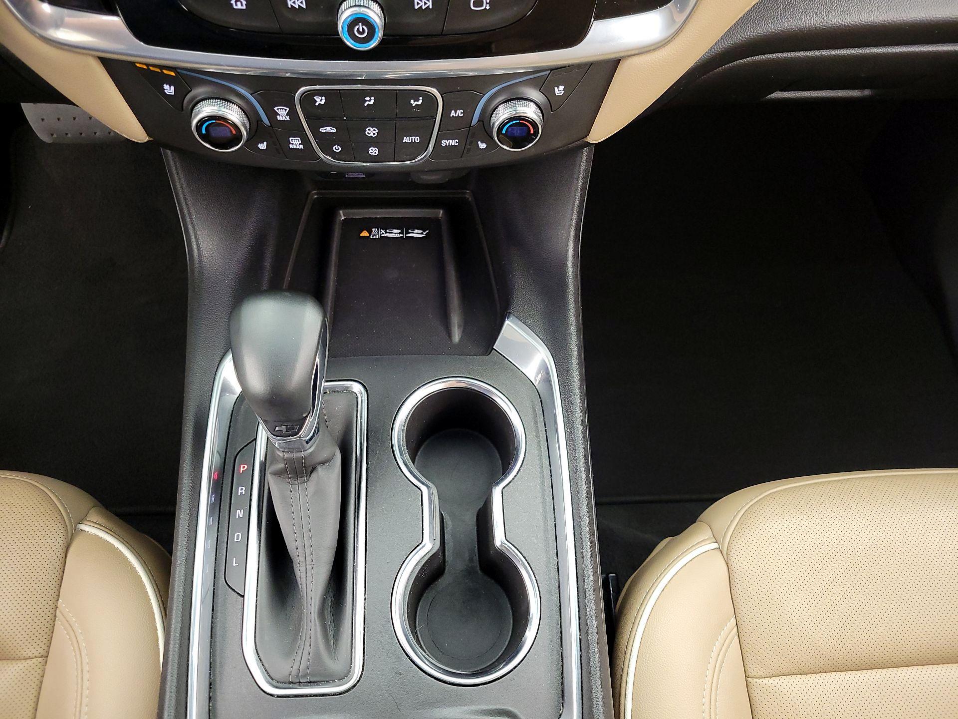 Thumbnail: 2023 Chevrolet Traverse - 17