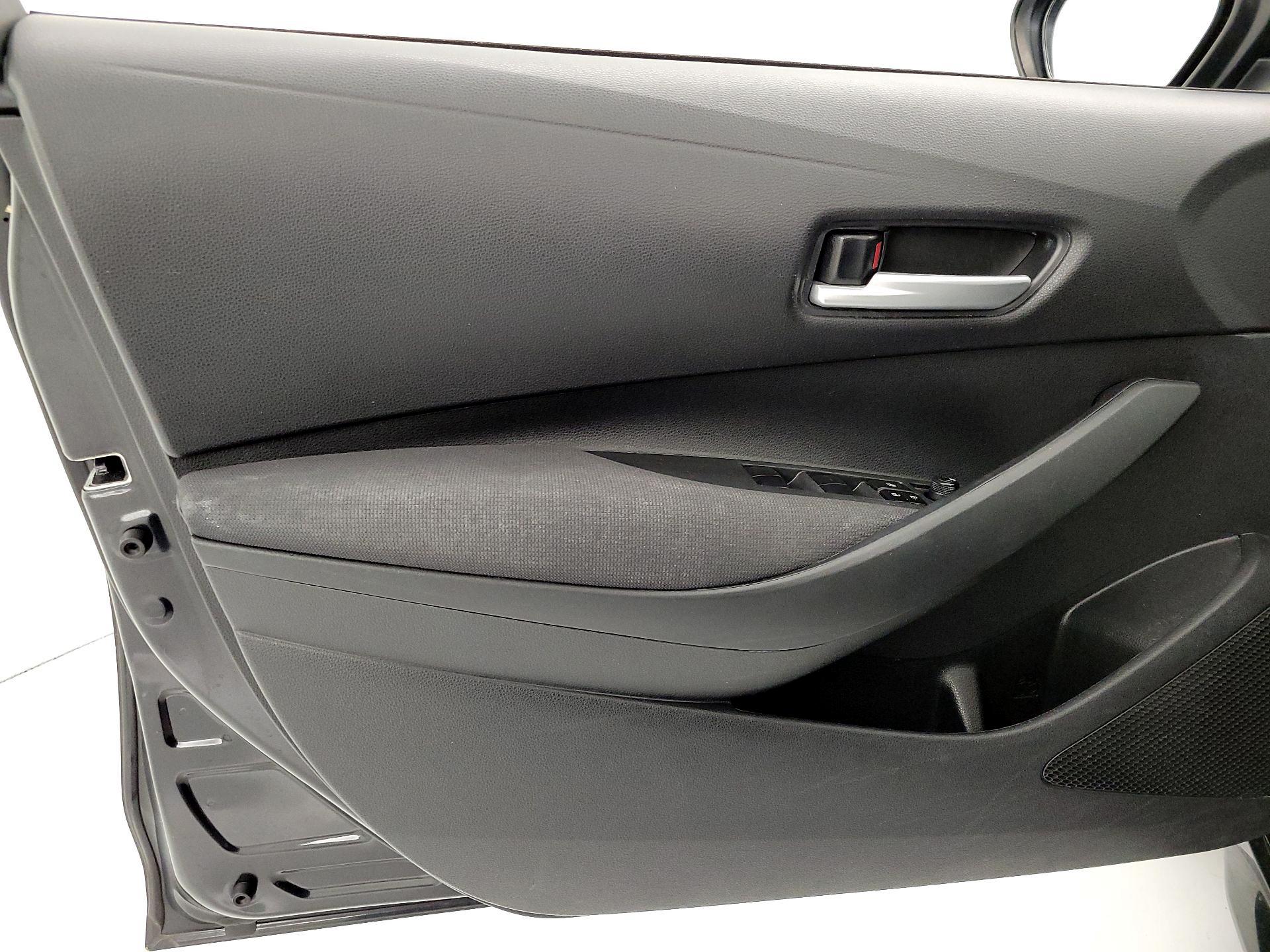 Thumbnail: 2021 Toyota Corolla - 12