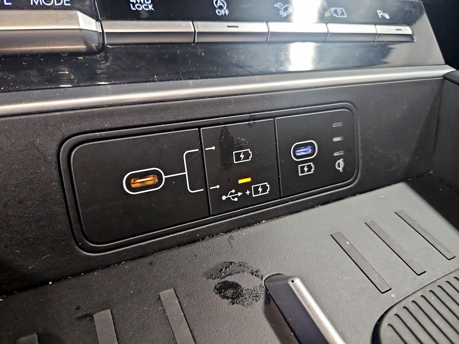 Thumbnail: 2024 Hyundai Santa Fe - 18