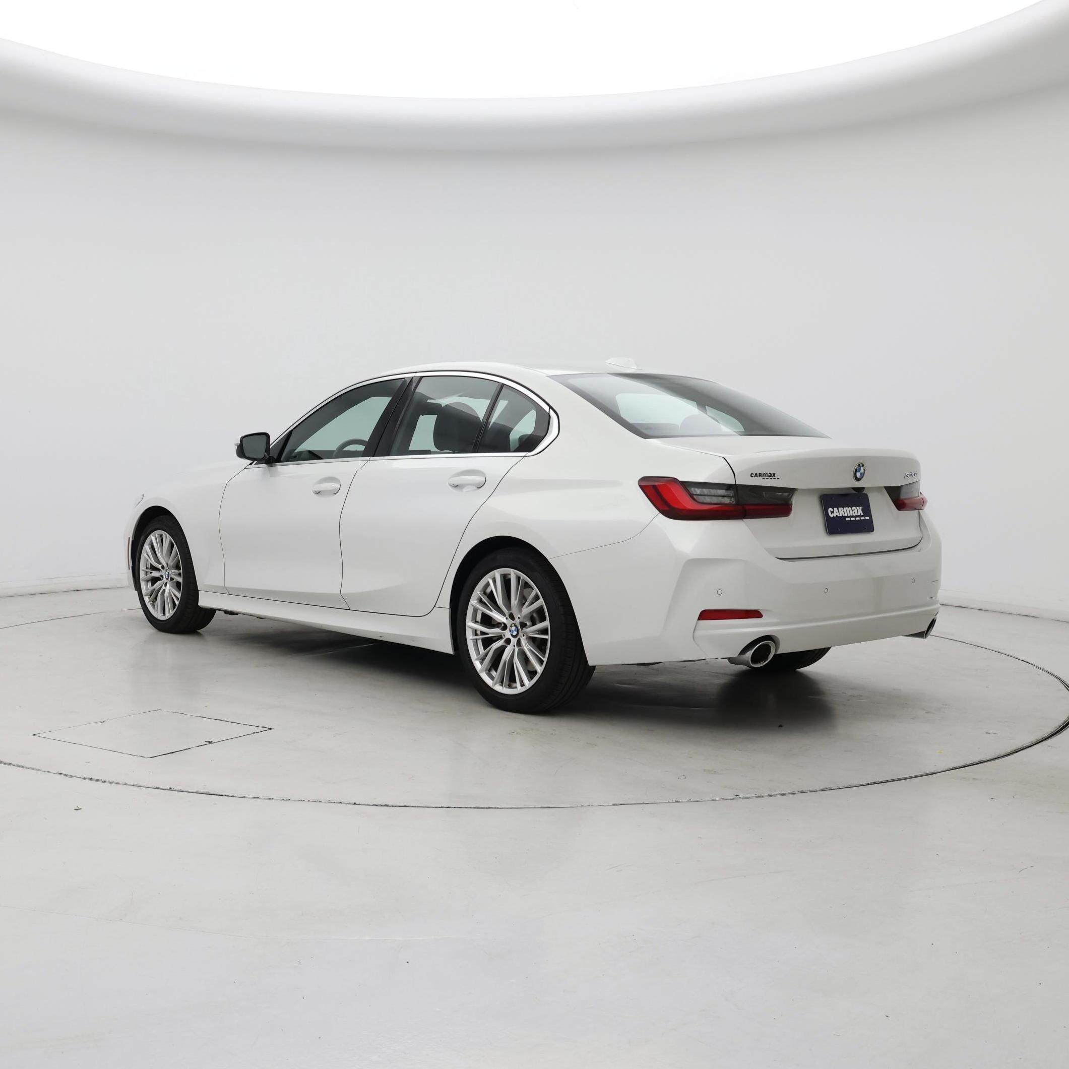 Thumbnail: 2024 BMW 3 Series - 2