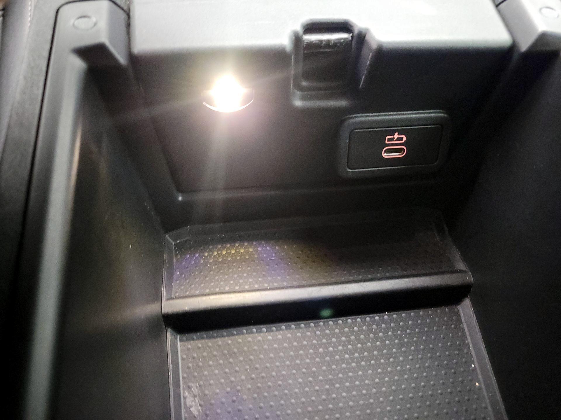 Thumbnail: 2024 BMW 3 Series - 19