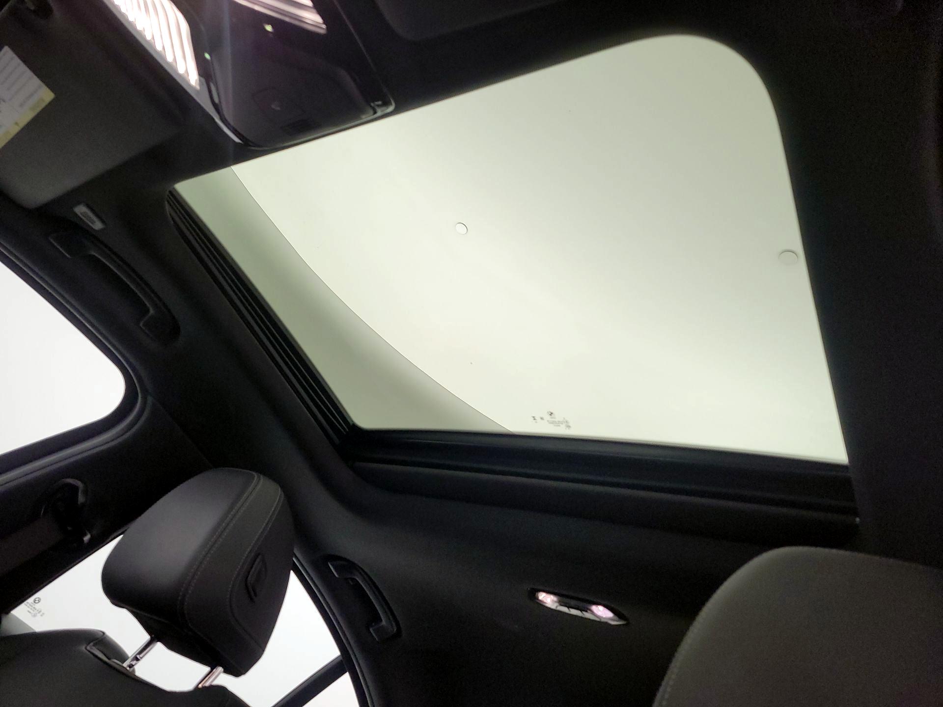 Thumbnail: 2024 BMW 3 Series - 20