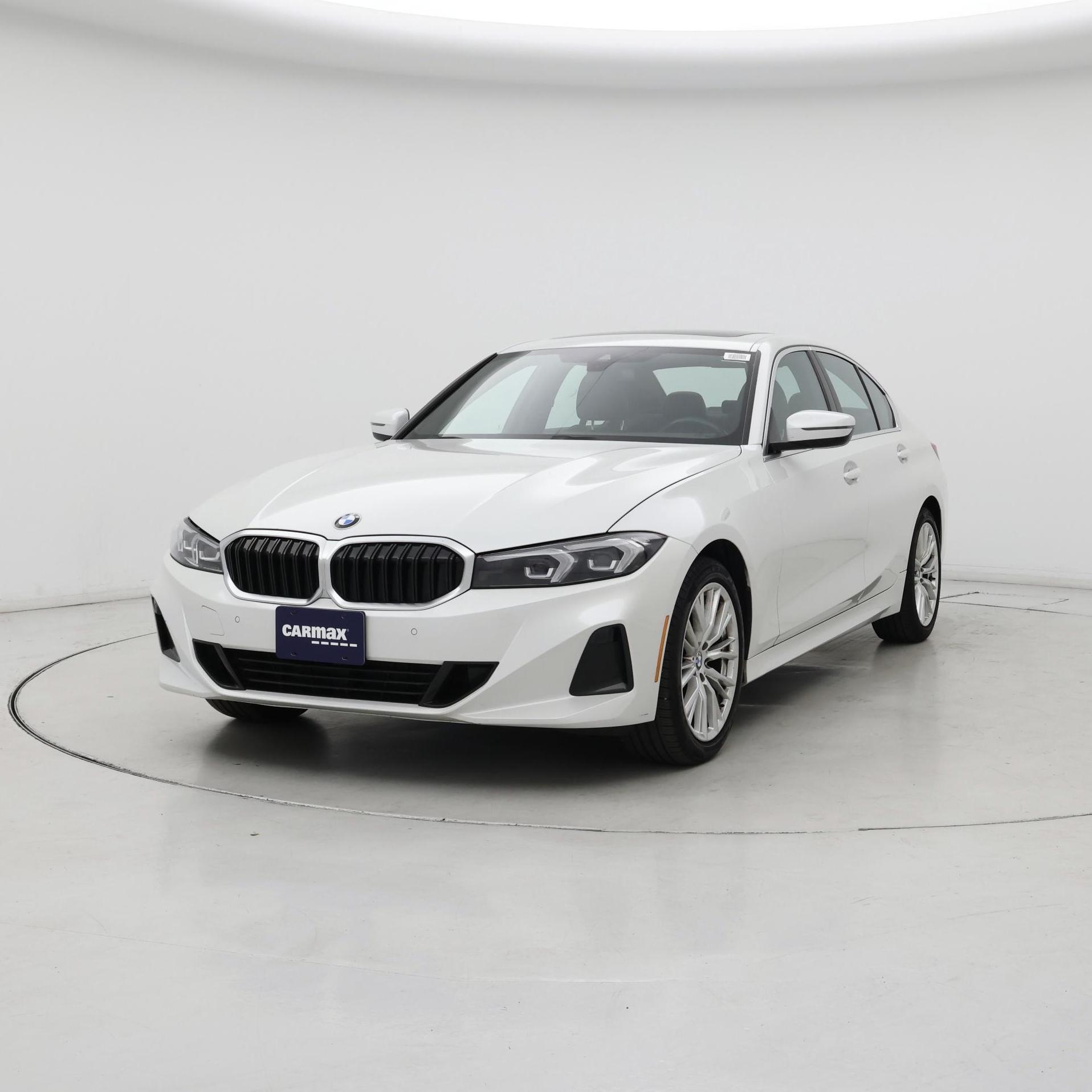 Thumbnail: 2024 BMW 3 Series - 4