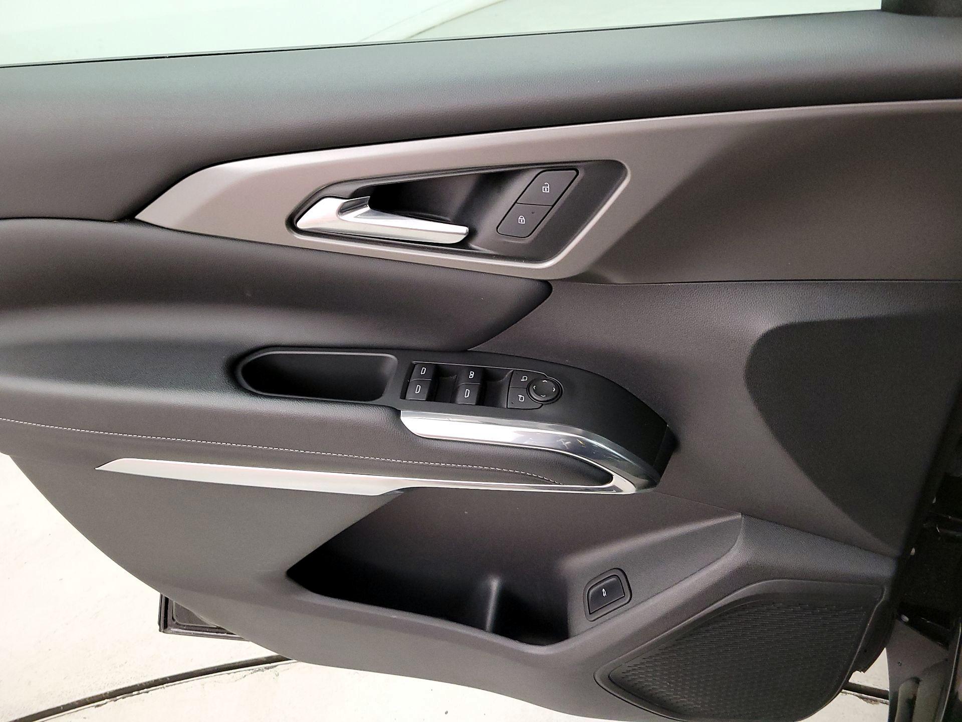 Thumbnail: 2024 Chevrolet Traverse - 10