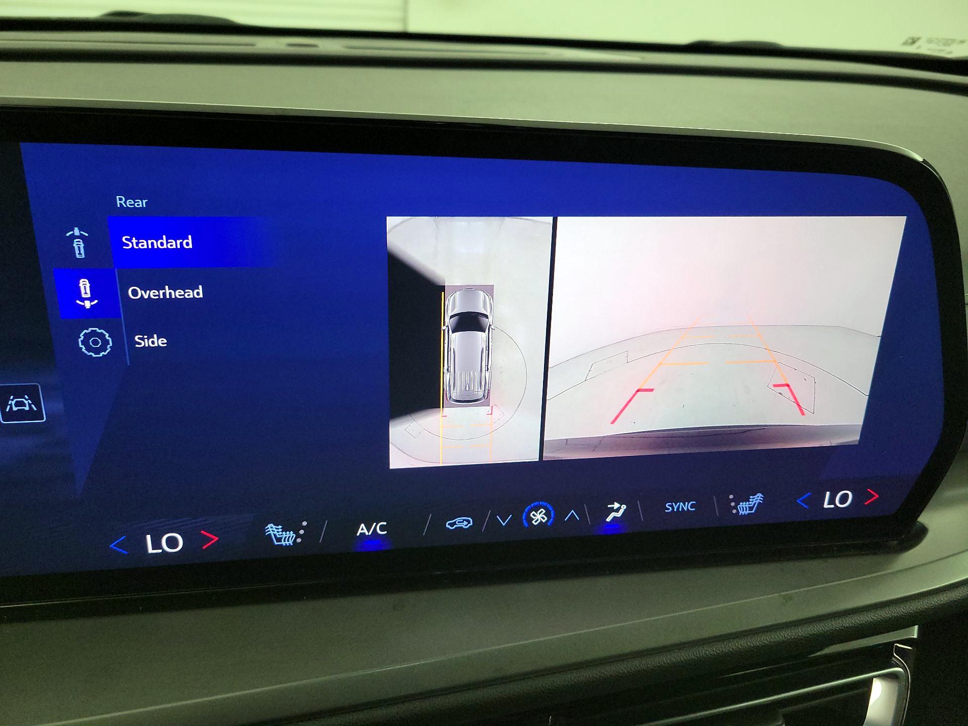 Thumbnail: 2024 Chevrolet Traverse - 13